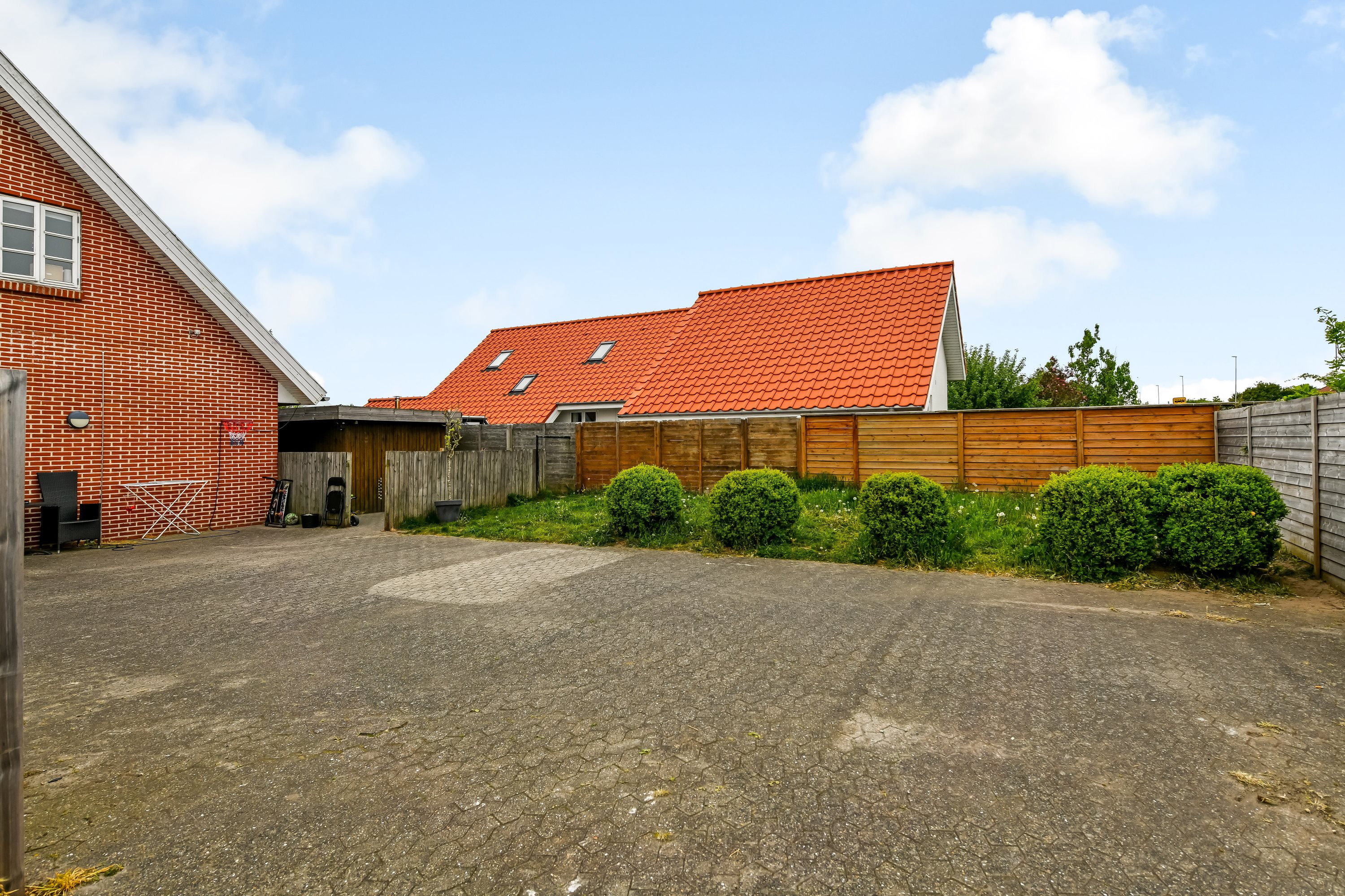 Fremhævet ejendommen billede i fuldskærmstilstand. Billede af Niels Lønnes Vej 15A, st.., 6715 Esbjerg N