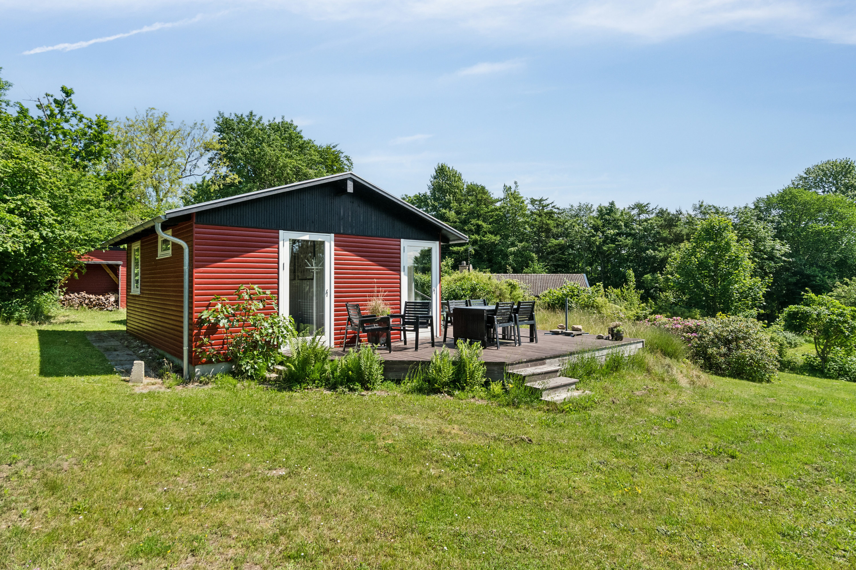 Fremhævet set fra haven billede i fuldskærmstilstand. Billede af Mosesvinget 12, Nyrup, 4500 Nykøbing Sj