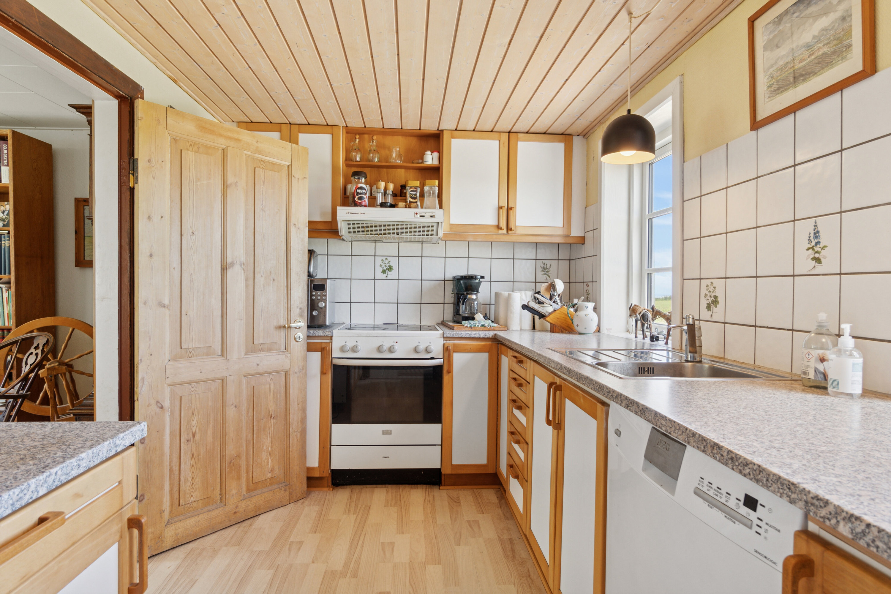 Fremhævet køkken billede i fuldskærmstilstand. Billede af Ydbyvej 6, 7770 Vestervig