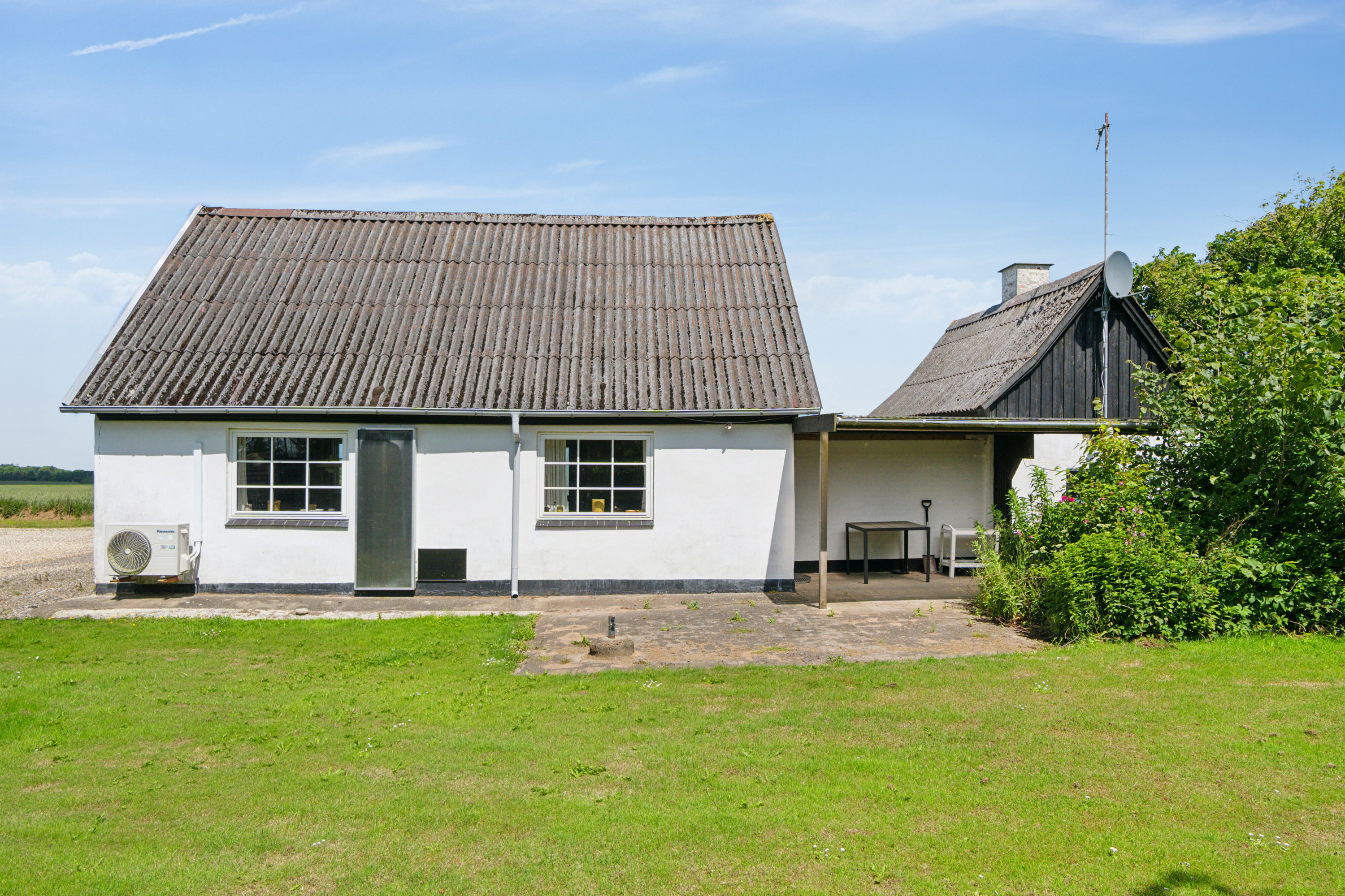 Fremhævet set fra haven billede i fuldskærmstilstand. Billede af Ydbyvej 6, 7770 Vestervig