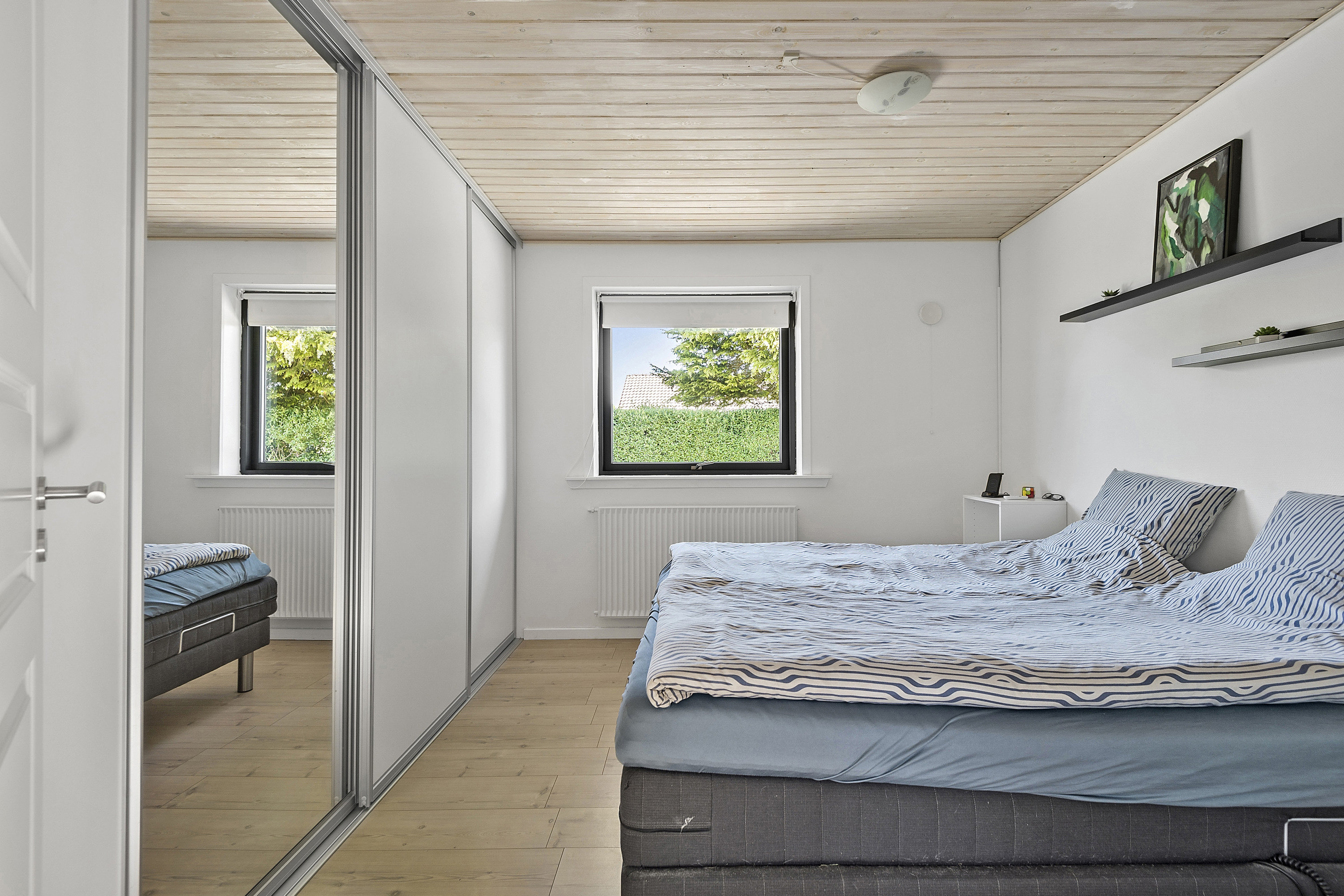 Fremhævet soveværelse billede i fuldskærmstilstand. Billede af Marken 8, Tarp, 6715 Esbjerg N