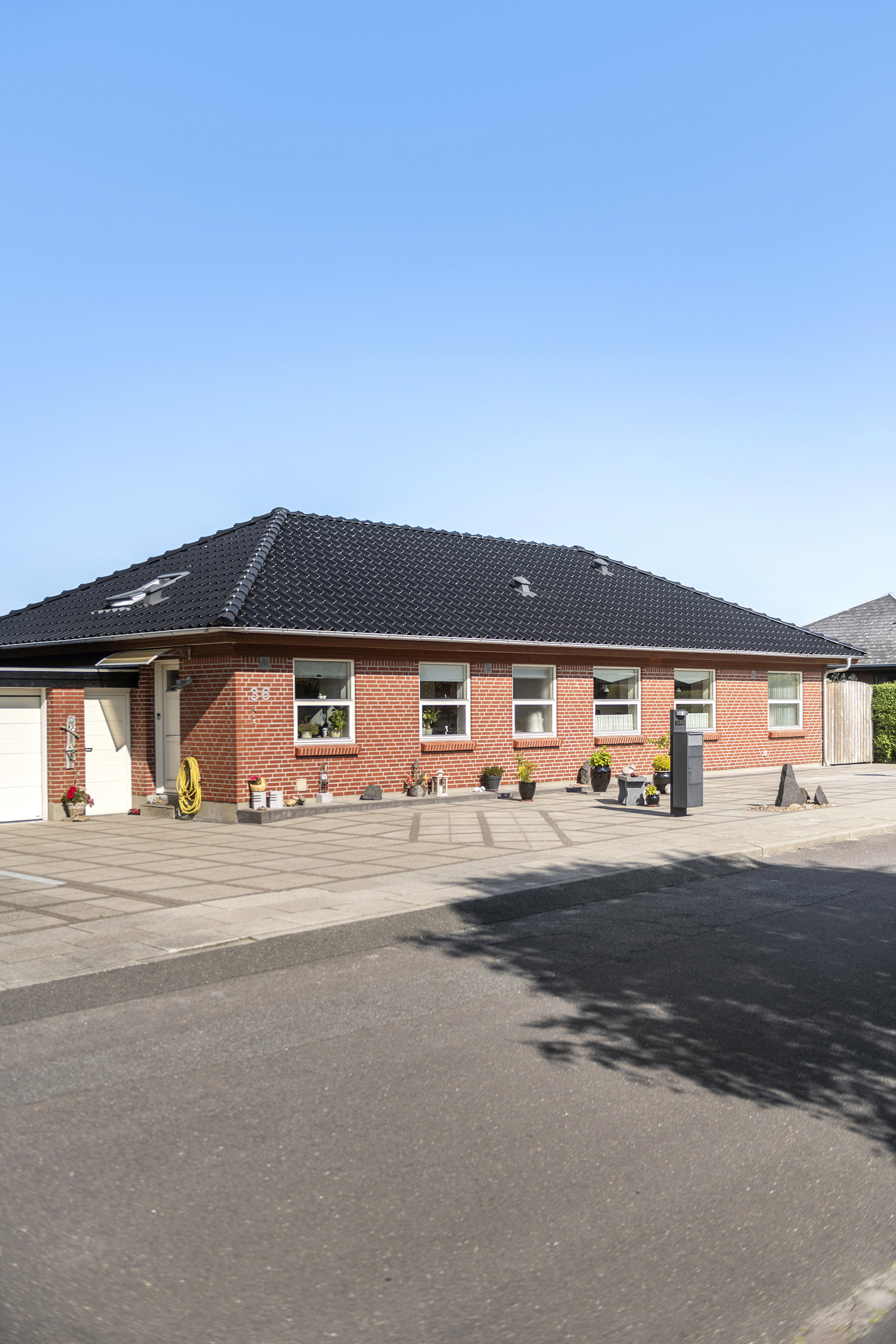 Miniaturebillede 1: ejendommen. Billede af Mosevangen 36, 6710 Esbjerg V