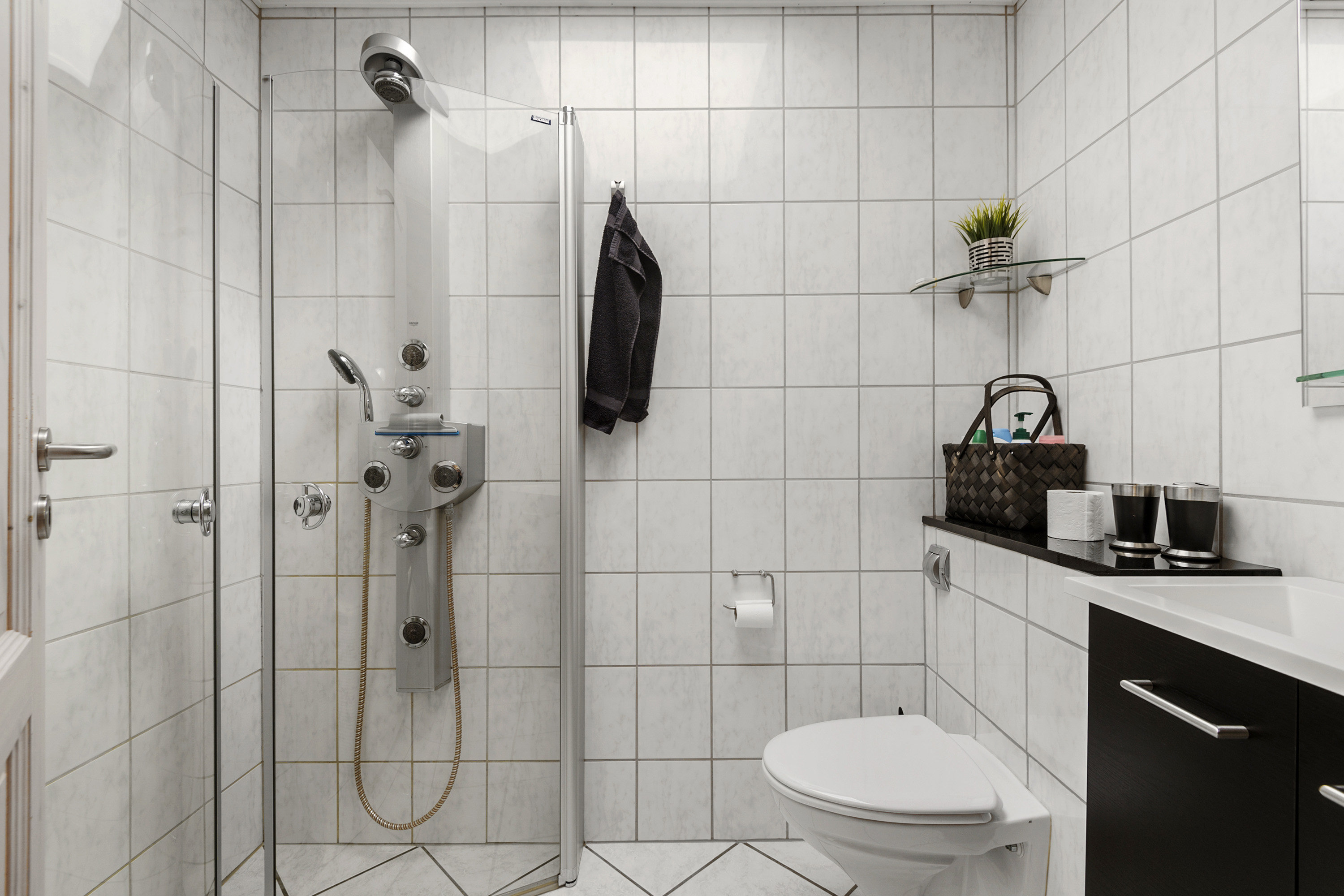 Fremhævet badeværelse billede i fuldskærmstilstand. Billede af Mosevangen 36, 6710 Esbjerg V