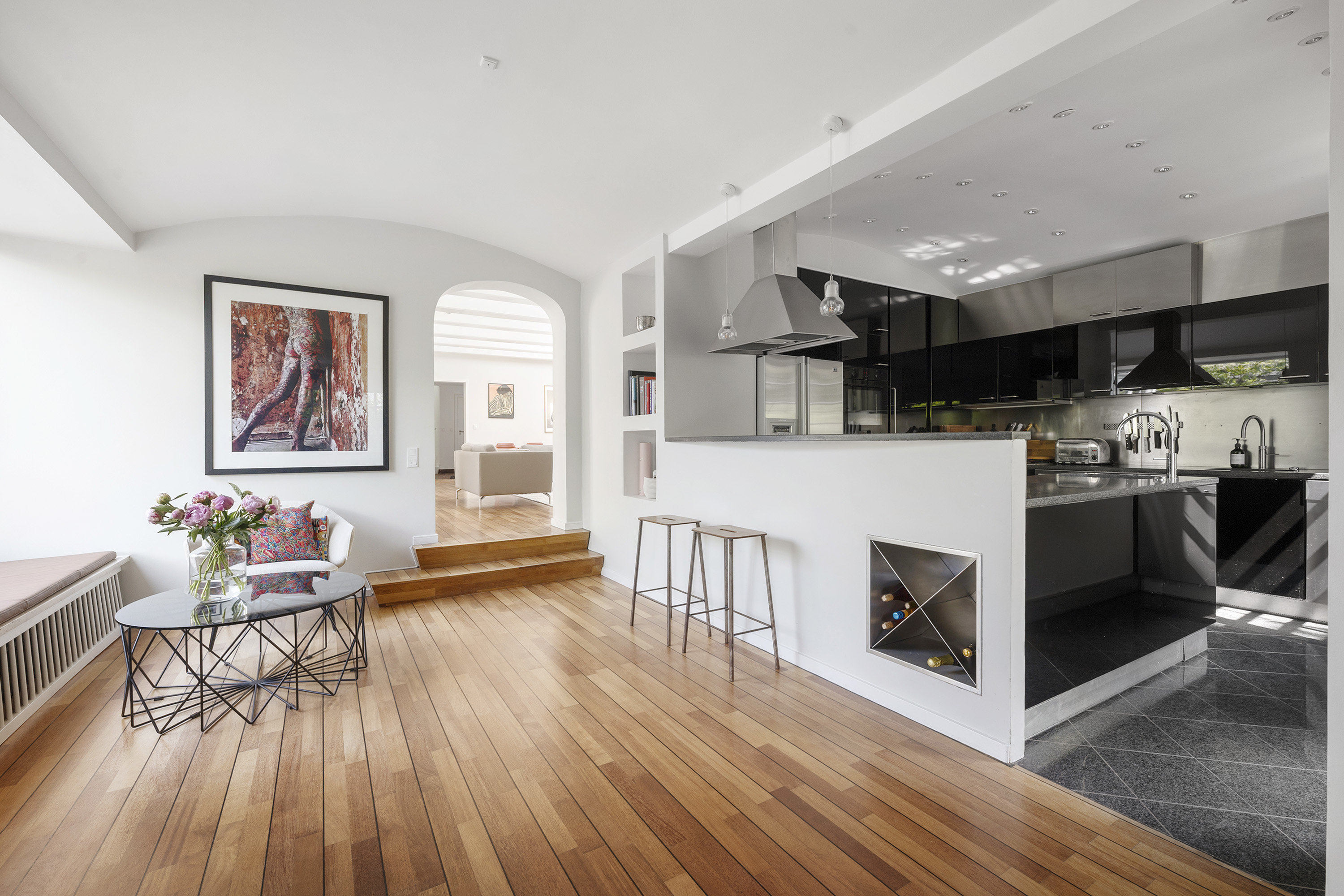 Fremhævet køkken billede i fuldskærmstilstand. Billede af Kratkrogen 6, 2920 Charlottenlund