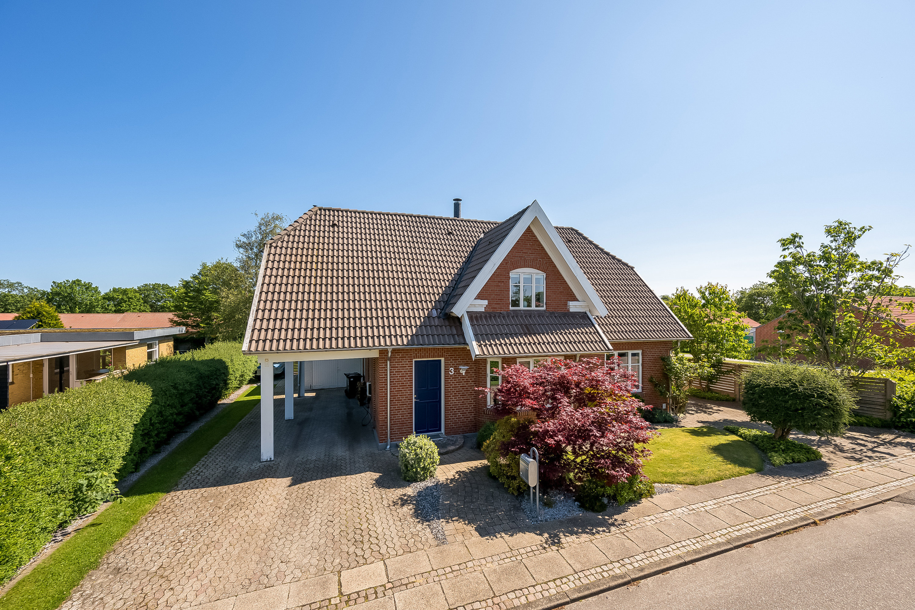 Fremhævet facade billede i fuldskærmstilstand. Billede af Vestervej 3, 6880 Tarm