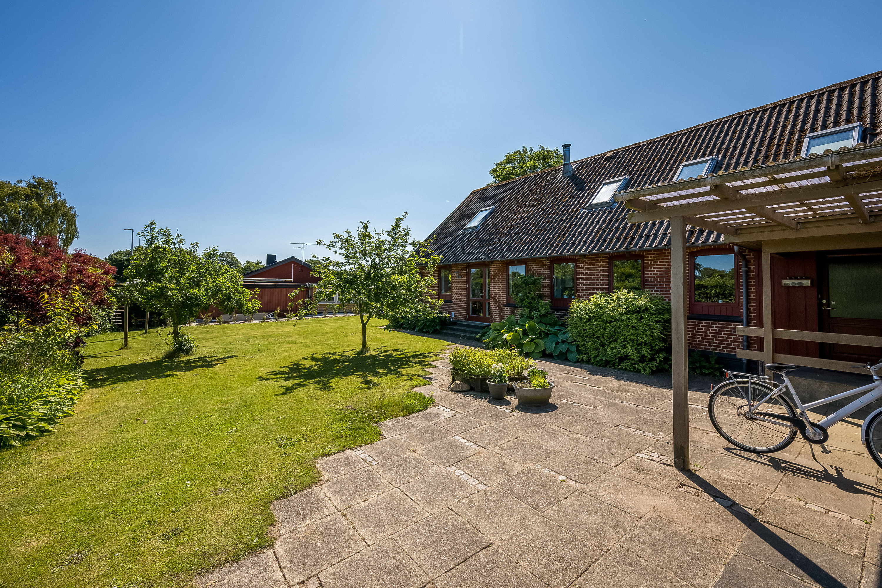 Fremhævet have billede i fuldskærmstilstand. Billede af Bygmarken 5, 6971 Spjald