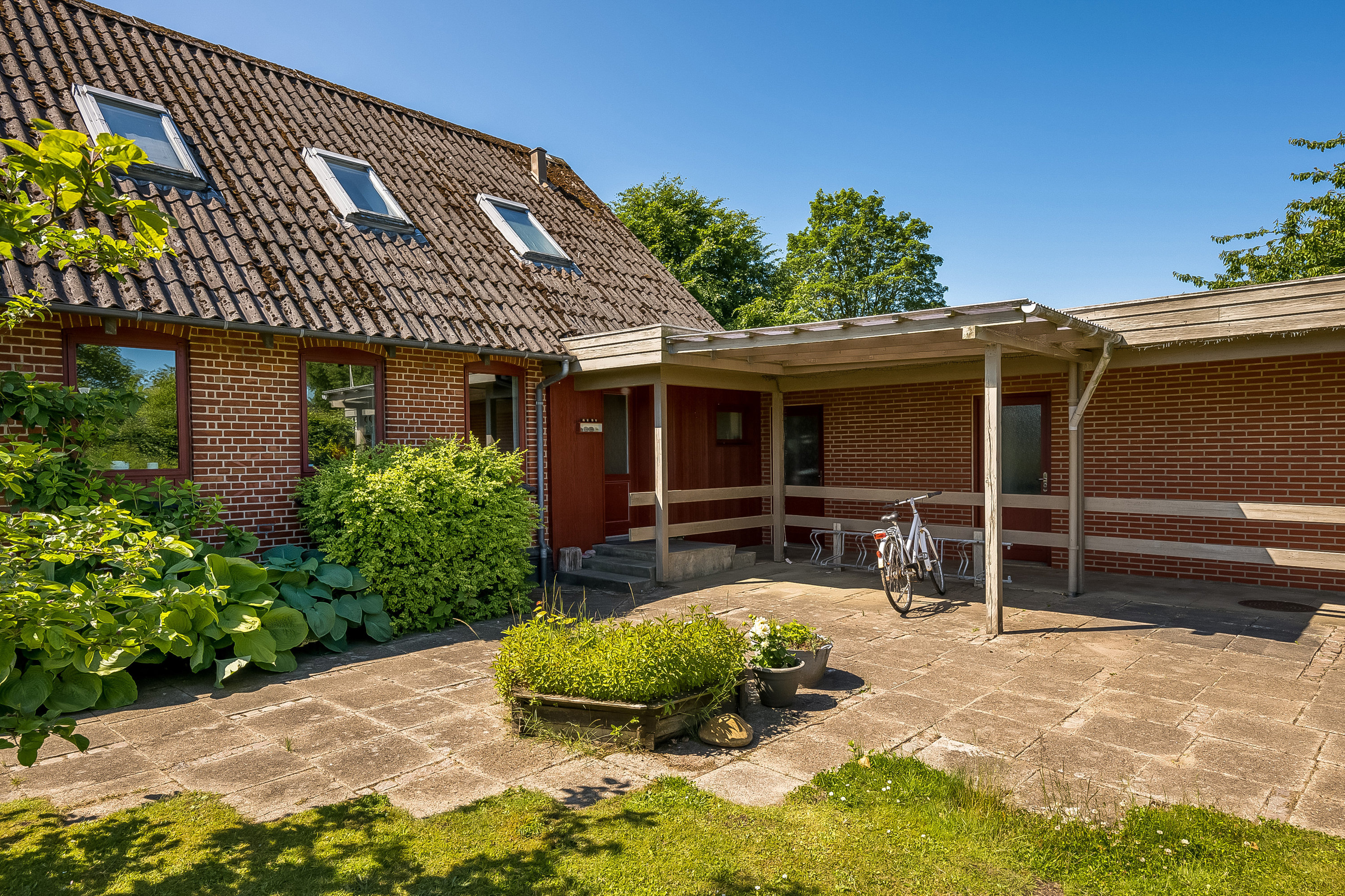 Fremhævet andet billede i fuldskærmstilstand. Billede af Bygmarken 5, 6971 Spjald