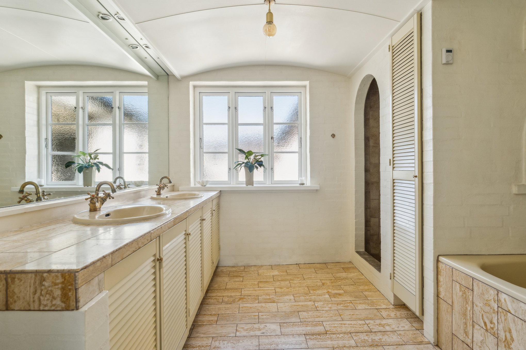 Fremhævet køkken billede i fuldskærmstilstand. Billede af Bøgevej 7, Øster Bjerregrav, 8920 Randers NV