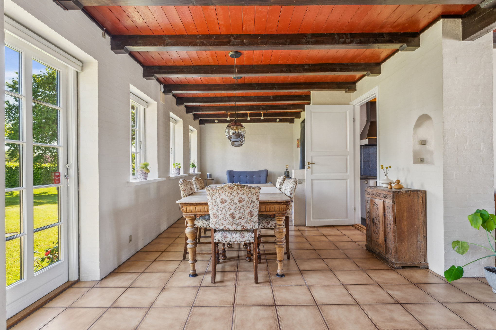 Fremhævet spisestue billede i fuldskærmstilstand. Billede af Bøgevej 7, Øster Bjerregrav, 8920 Randers NV