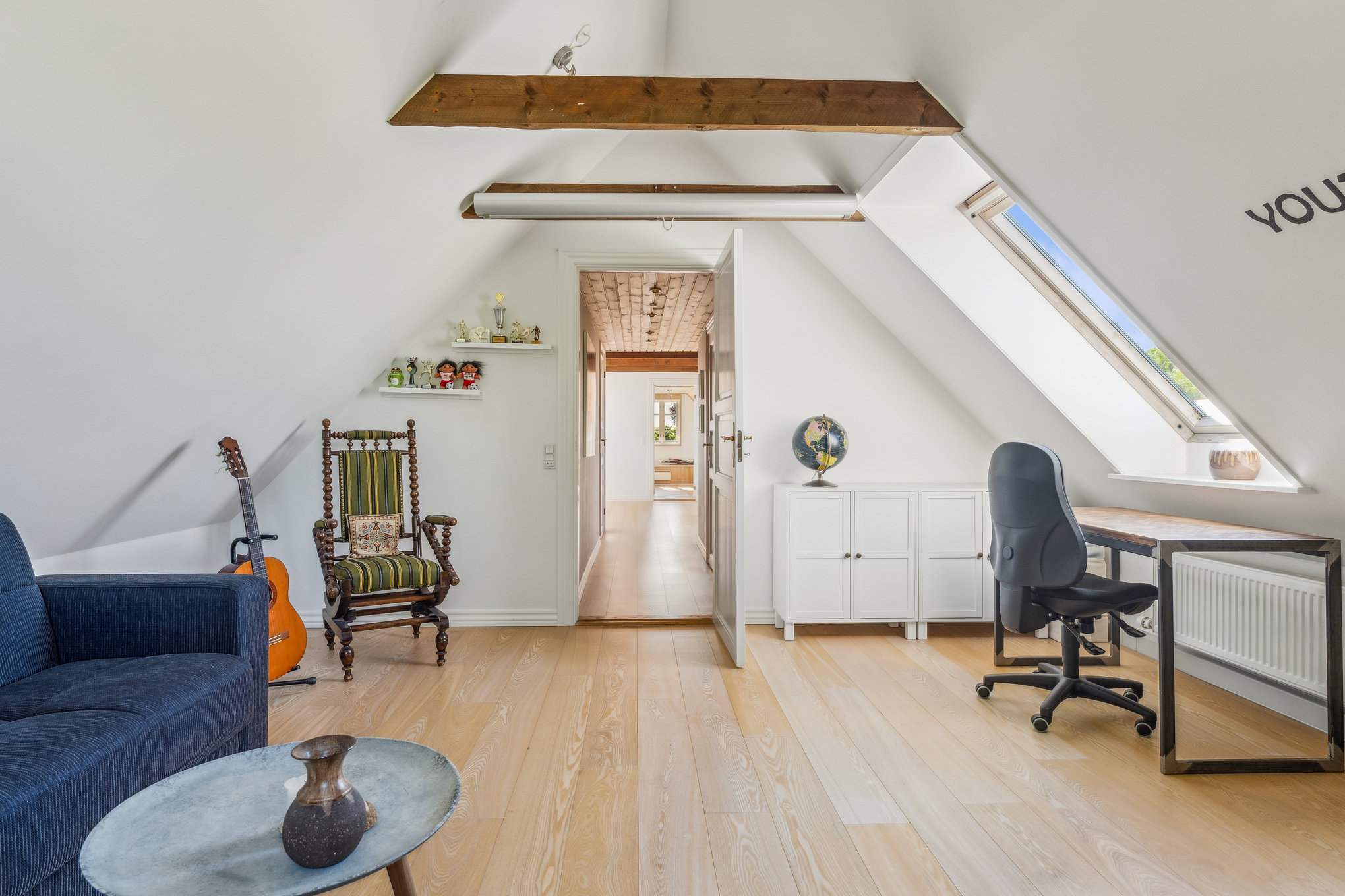 Fremhævet stue billede i fuldskærmstilstand. Billede af Bøgevej 7, Øster Bjerregrav, 8920 Randers NV