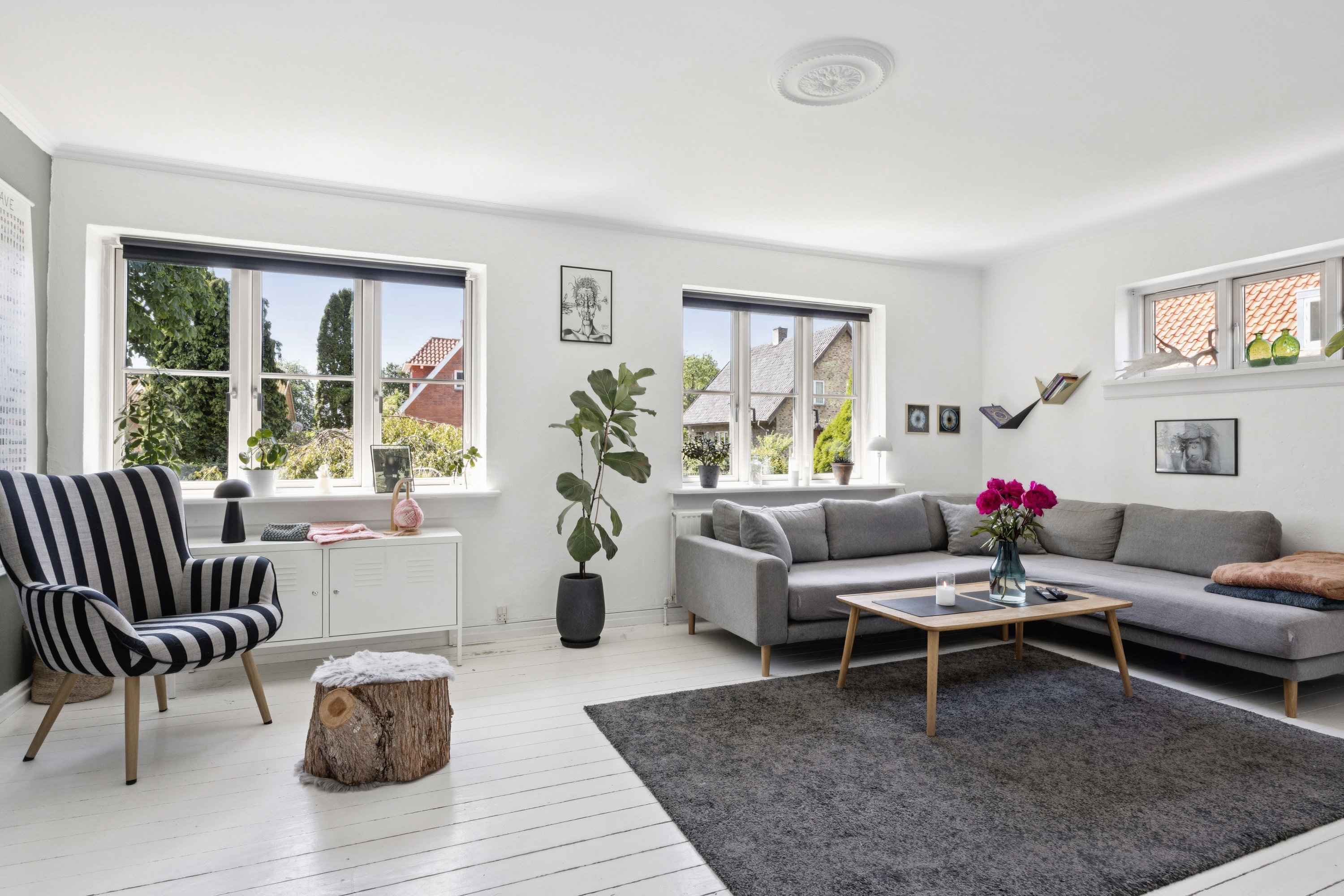 Fremhævet stue billede i fuldskærmstilstand. Billede af Østergade 37, 4660 Store Heddinge