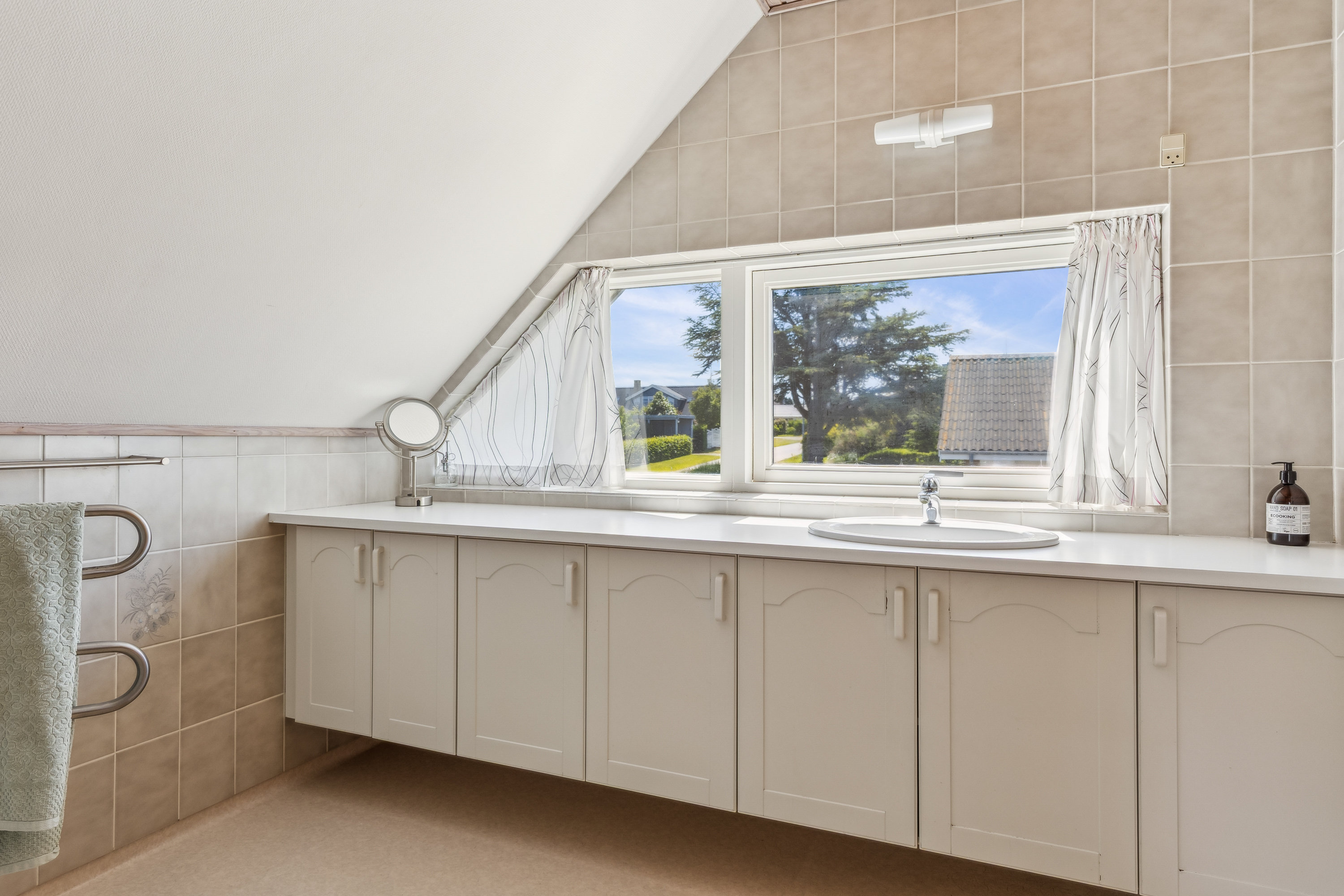 Fremhævet badeværelse billede i fuldskærmstilstand. Billede af Bøgevej 25, Havnsø, 4591 Føllenslev