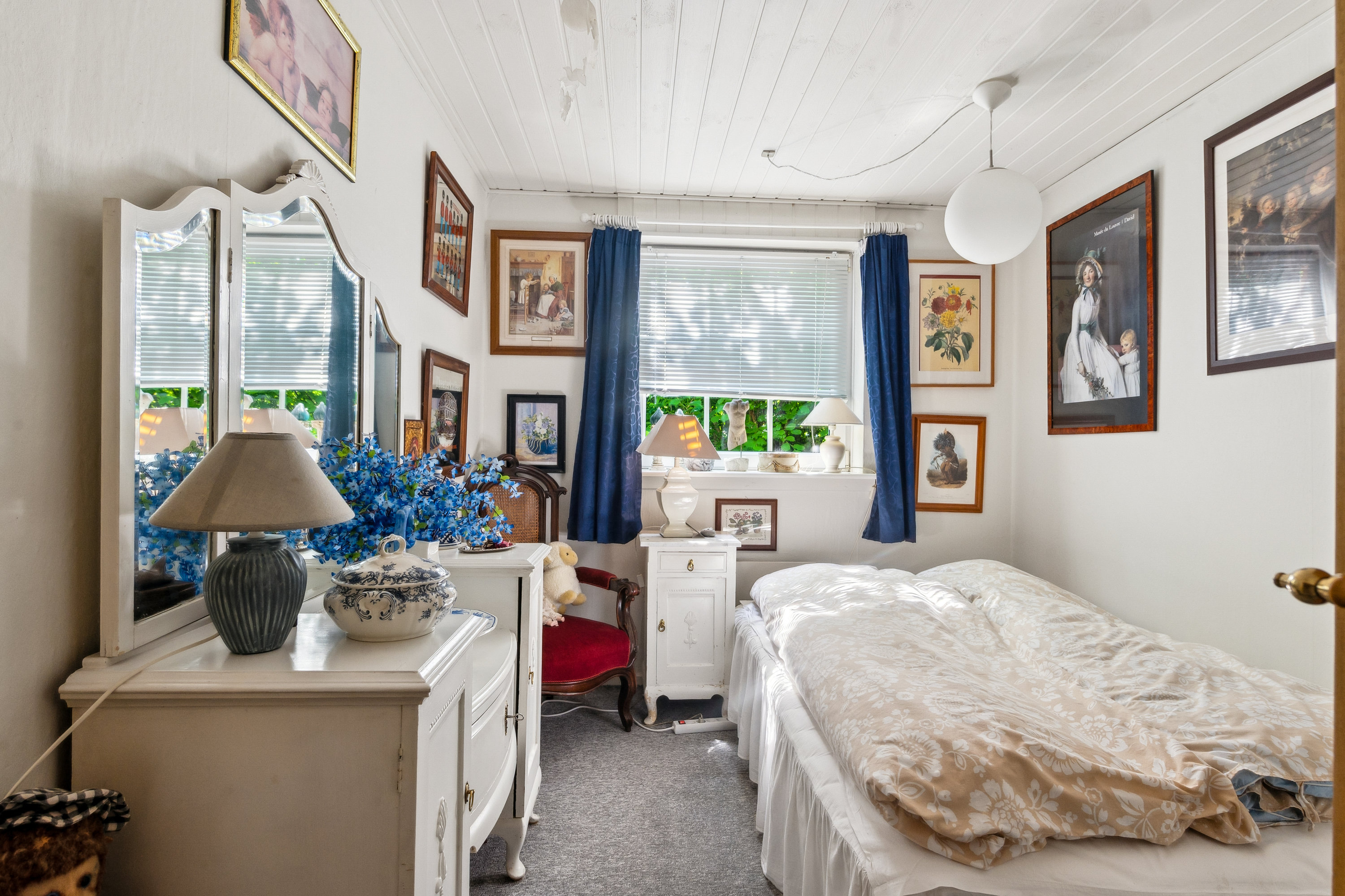 Fremhævet værelse billede i fuldskærmstilstand. Billede af Granvænget 3, 8970 Havndal