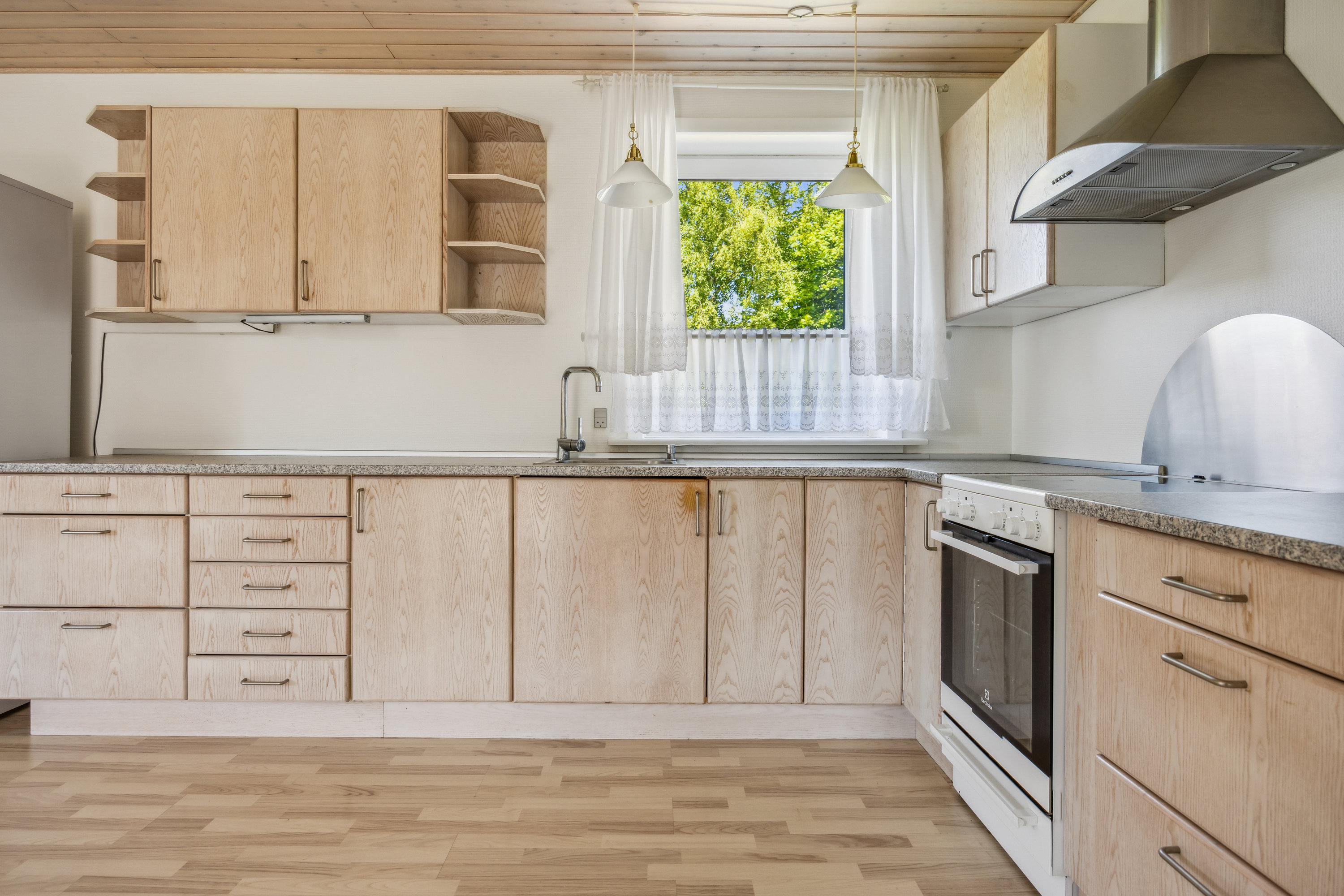 Fremhævet køkken billede i fuldskærmstilstand. Billede af Borgergade 92, 9362 Gandrup