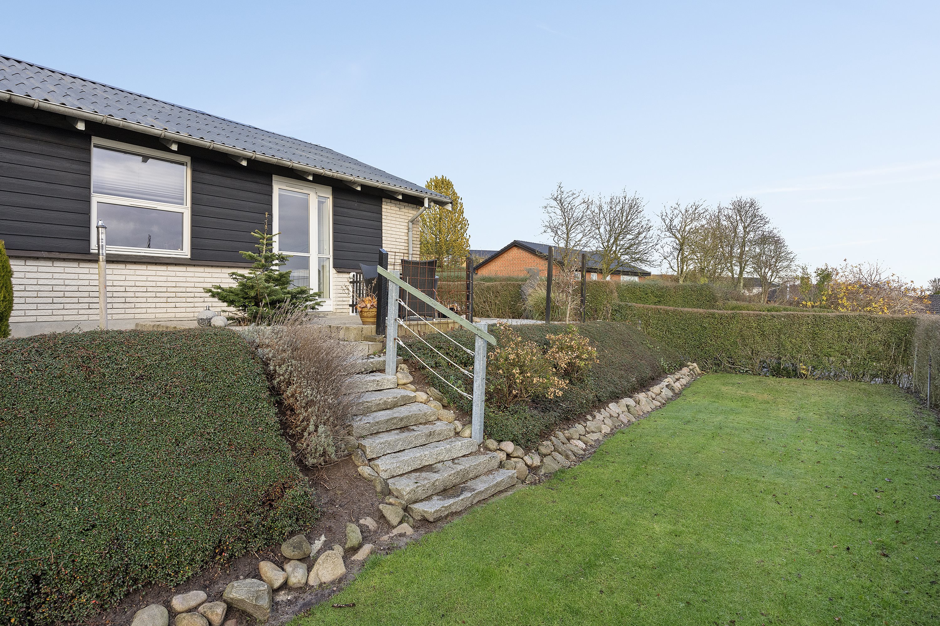 Fremhævet  billede i fuldskærmstilstand. Billede af Solbakken 7, Ugelbølle, 8410 Rønde