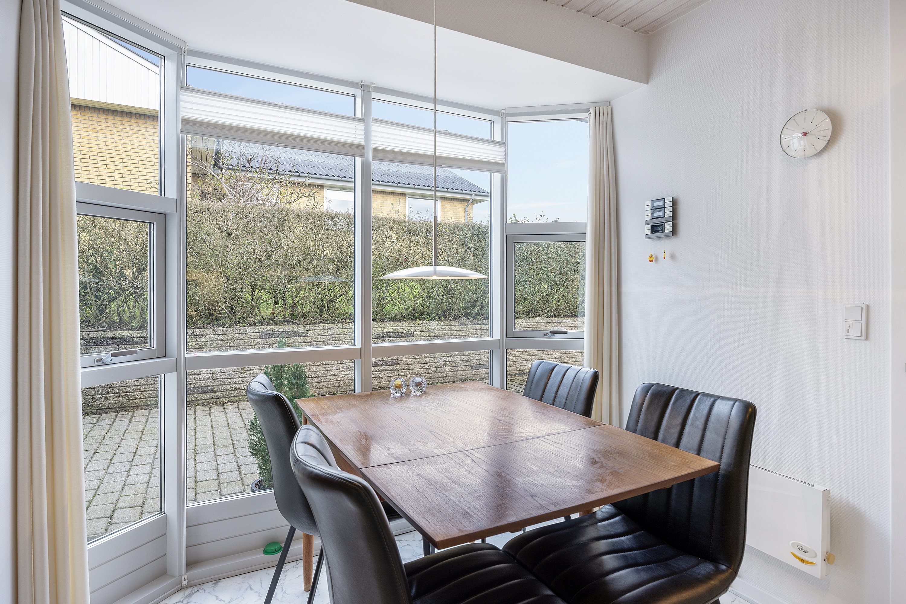 Fremhævet  billede i fuldskærmstilstand. Billede af Solbakken 7, Ugelbølle, 8410 Rønde