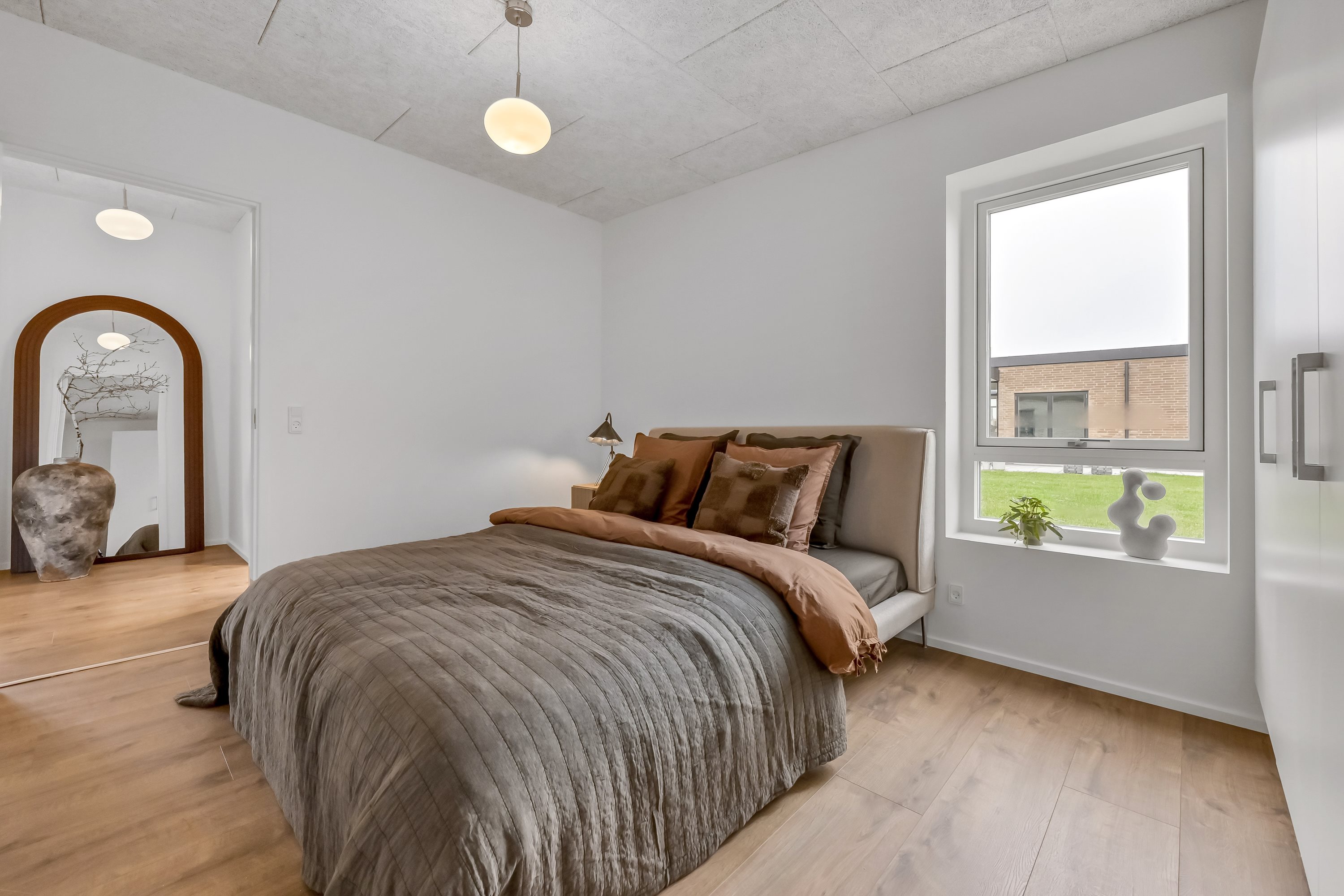 Fremhævet soveværelse billede i fuldskærmstilstand. Billede af Tavlund Krat 8, Lind, 7400 Herning