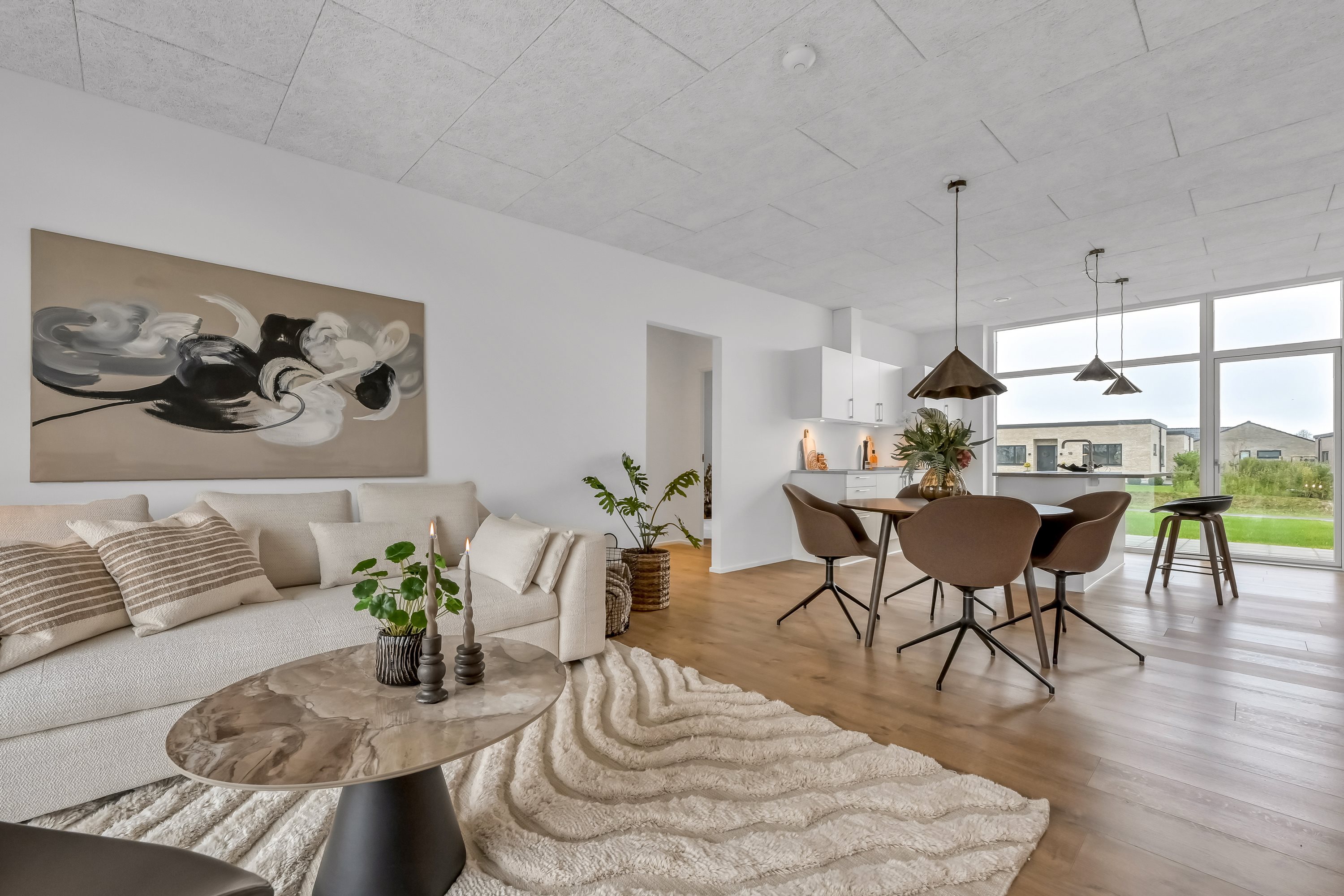 Fremhævet stue billede i fuldskærmstilstand. Billede af Tavlund Krat 8, Lind, 7400 Herning