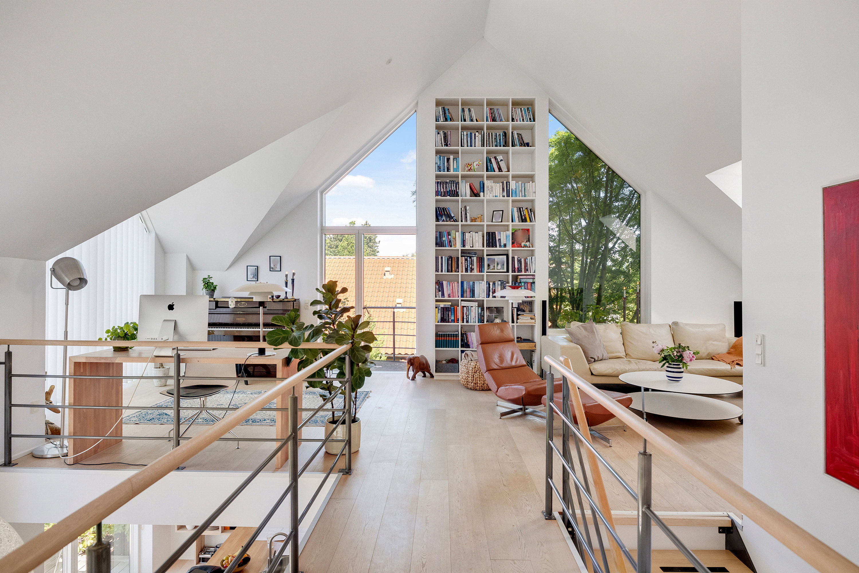 Fremhævet stue billede i fuldskærmstilstand. Billede af Elmehøjvej 39B, Skåde, 8270 Højbjerg