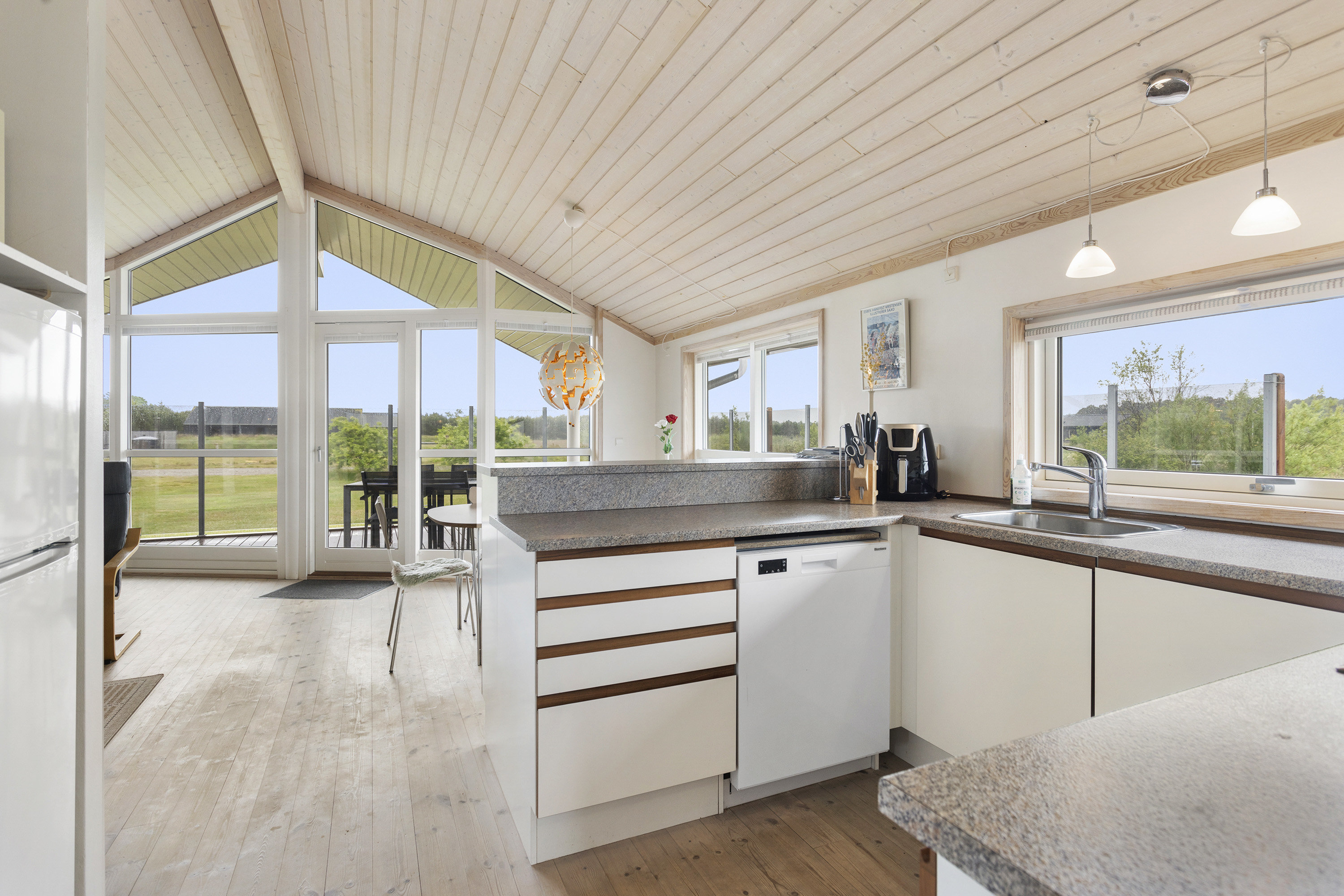 Miniaturebillede 2: køkken. Billede af Aaensvej 37, Bratten, 9981 Jerup