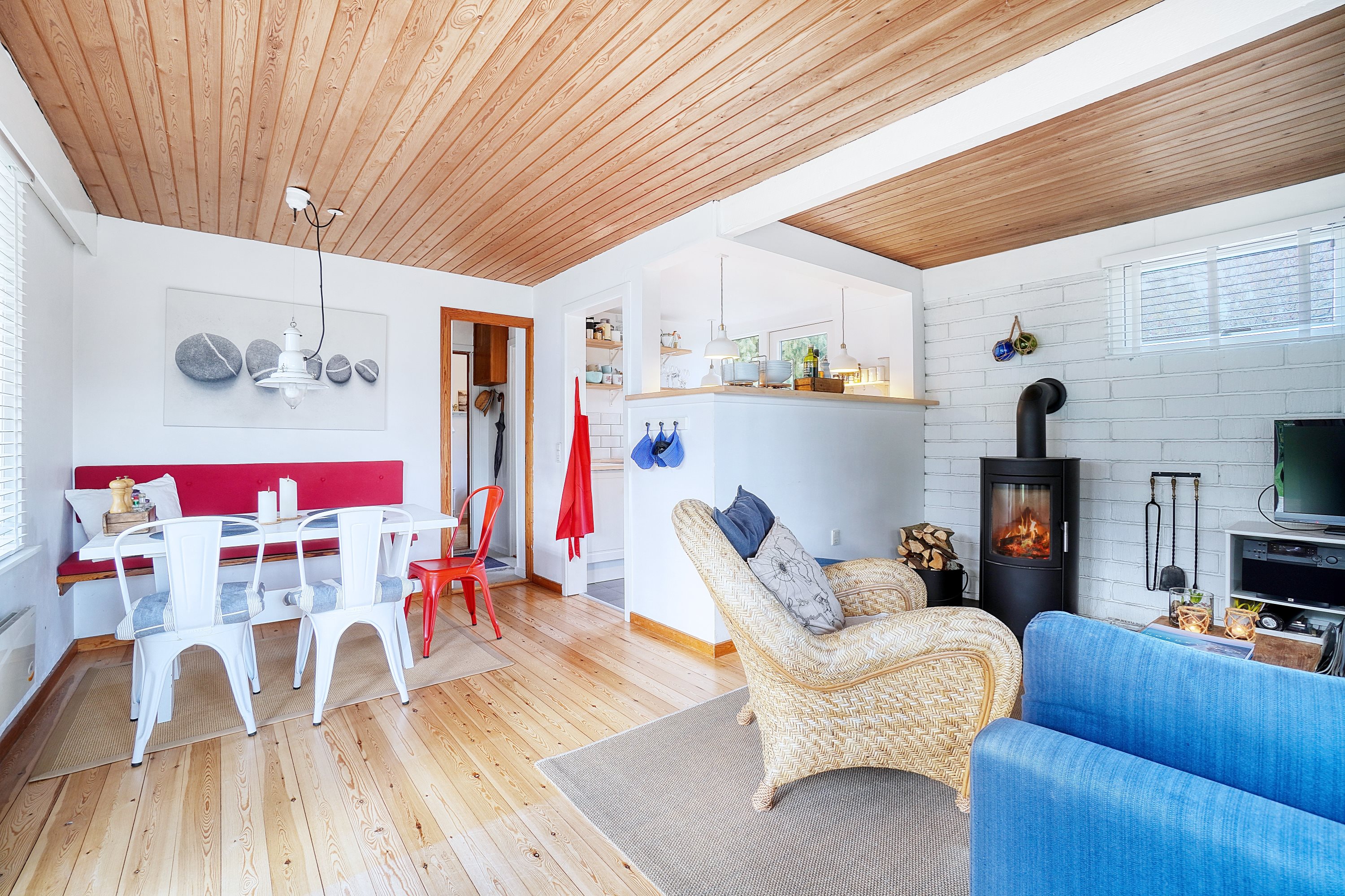 Fremhævet stue billede i fuldskærmstilstand. Billede af Skovåsen 25, 3250 Gilleleje