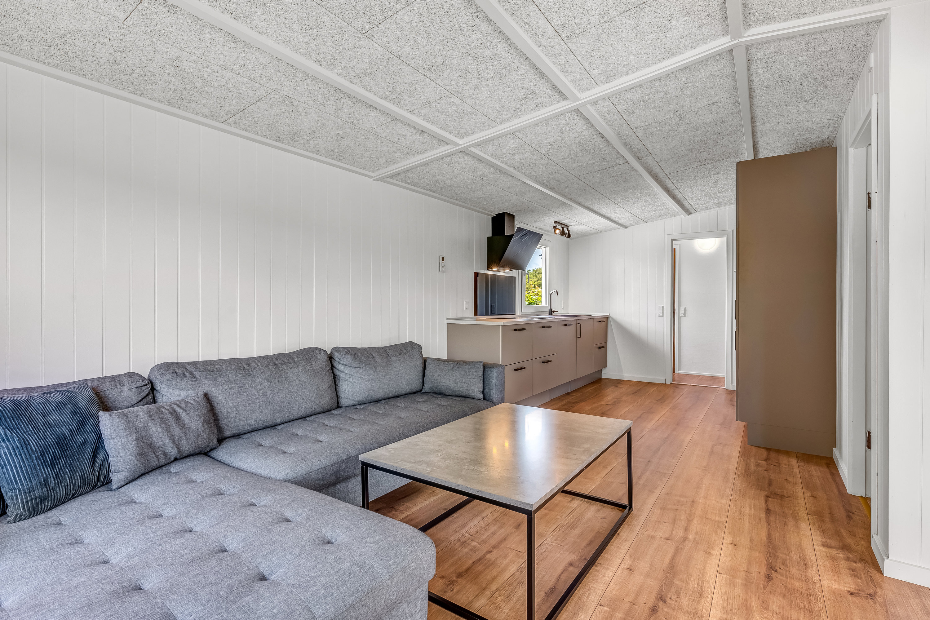 Fremhævet stue billede i fuldskærmstilstand. Billede af Porsevej 14, Tørring, 7620 Lemvig