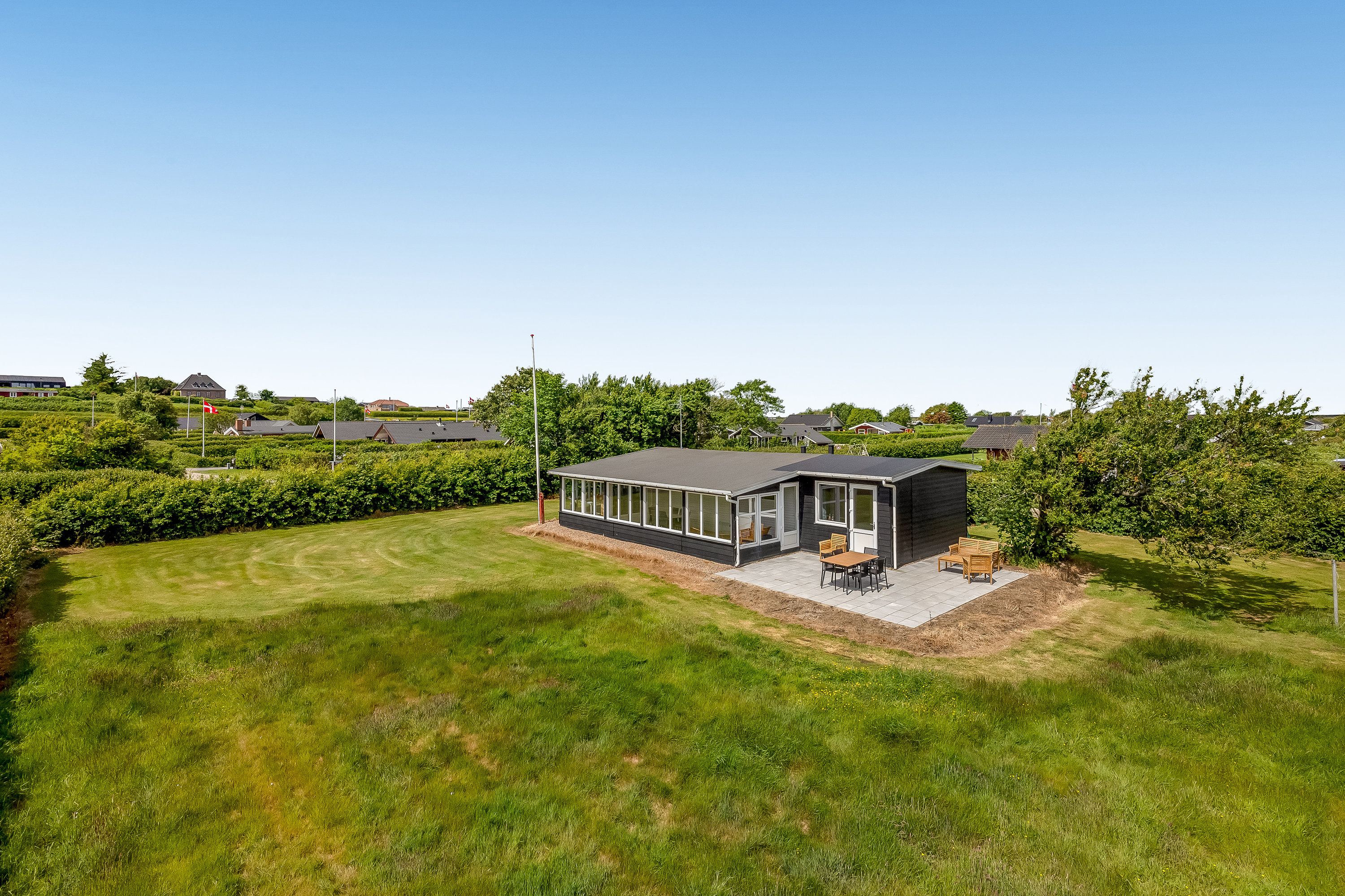 Fremhævet ejendommen billede i fuldskærmstilstand. Billede af Porsevej 14, Tørring, 7620 Lemvig