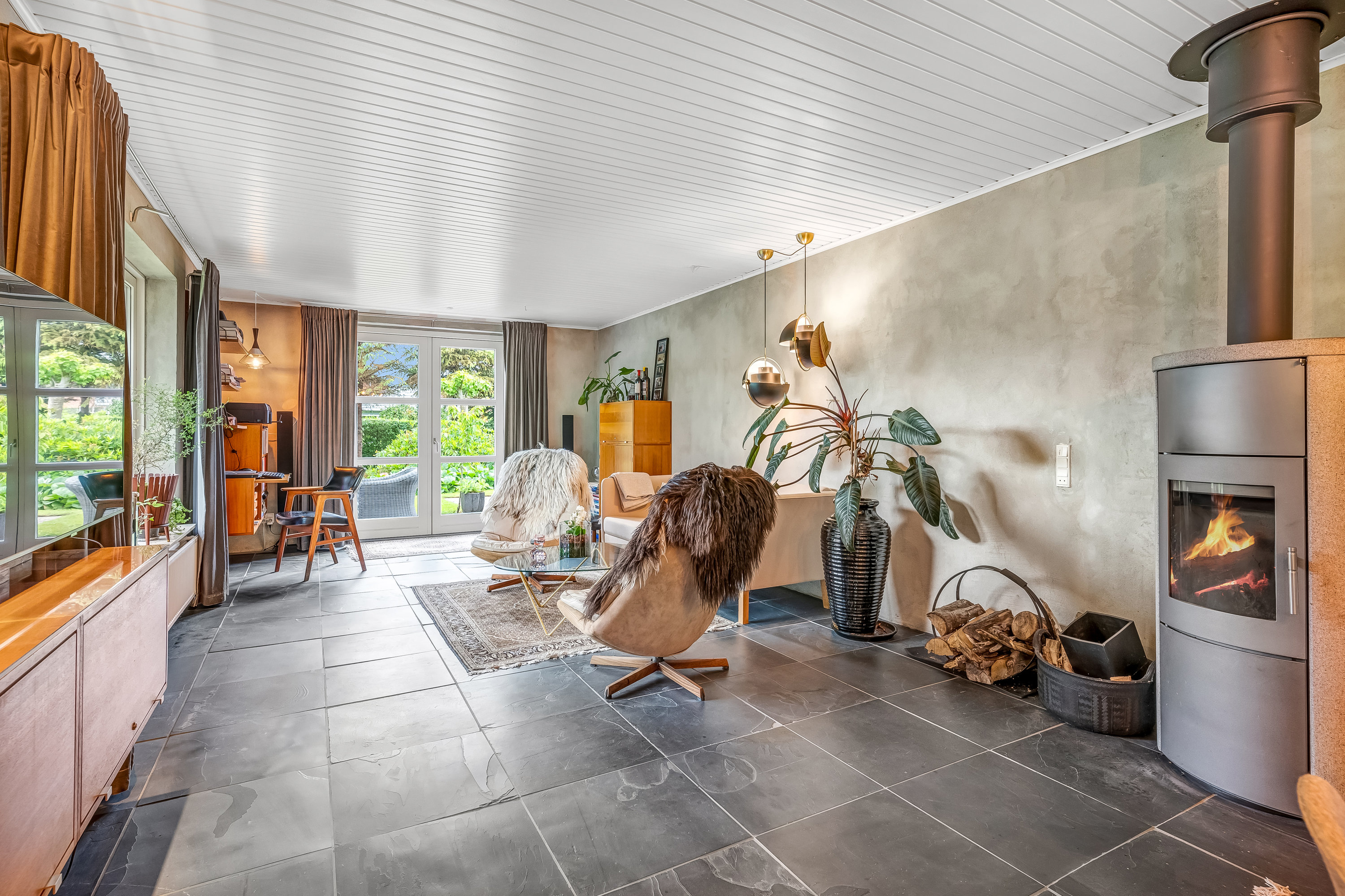 Fremhævet stue billede i fuldskærmstilstand. Billede af Niels Kjeldsens Vej 36, 7500 Holstebro