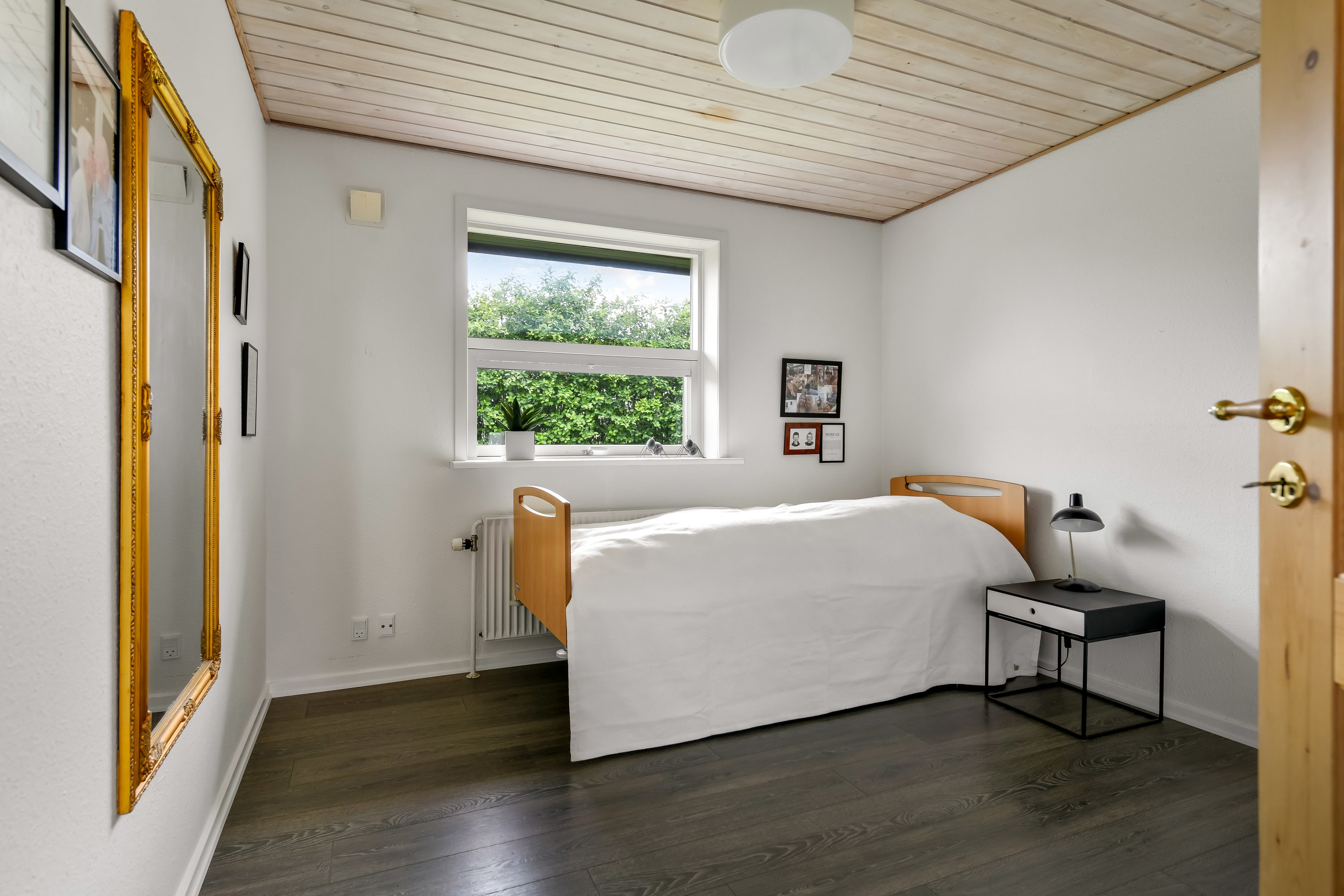 Fremhævet værelse billede i fuldskærmstilstand. Billede af Langlivej 15, 6852 Billum