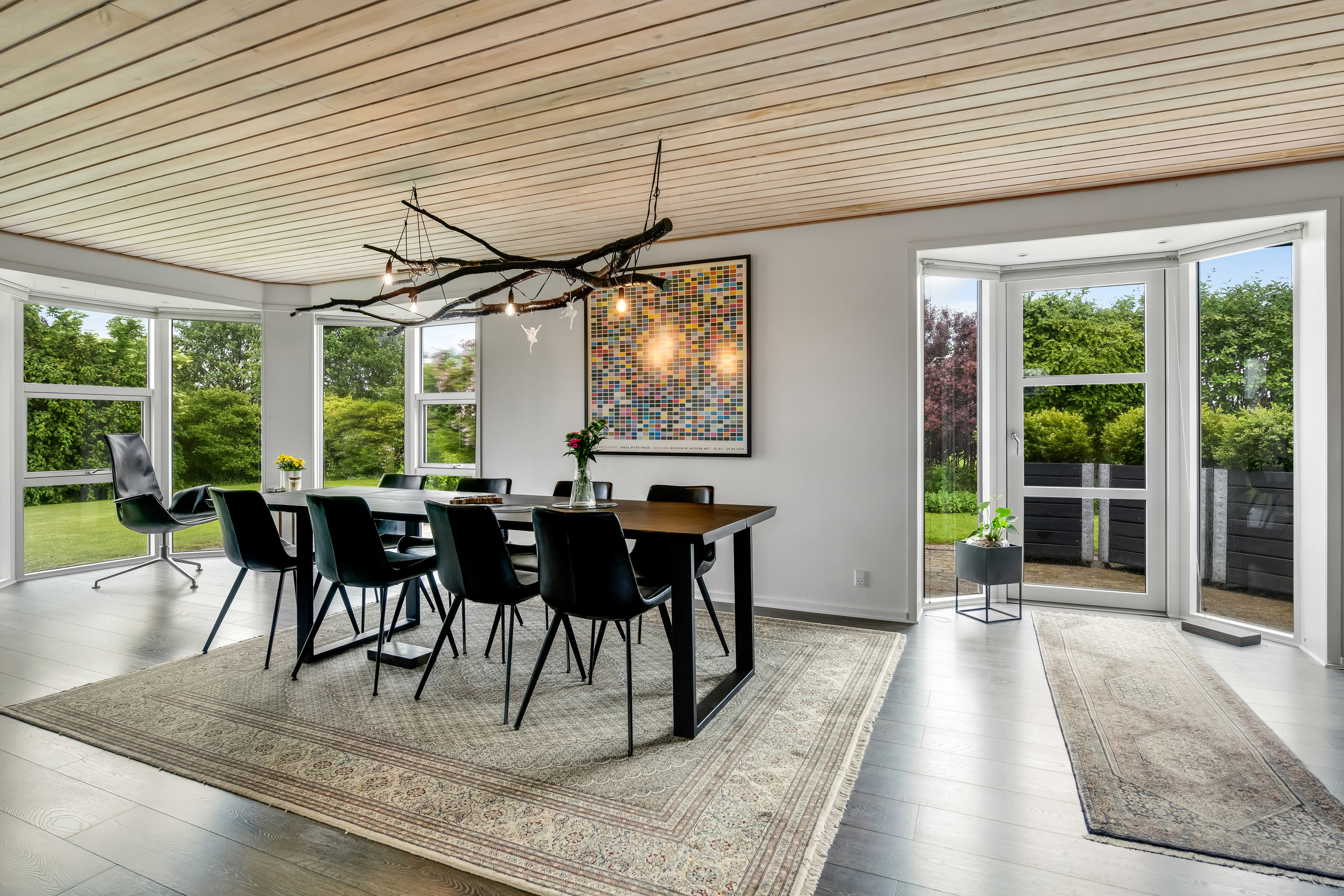 Fremhævet stue billede i fuldskærmstilstand. Billede af Langlivej 15, 6852 Billum