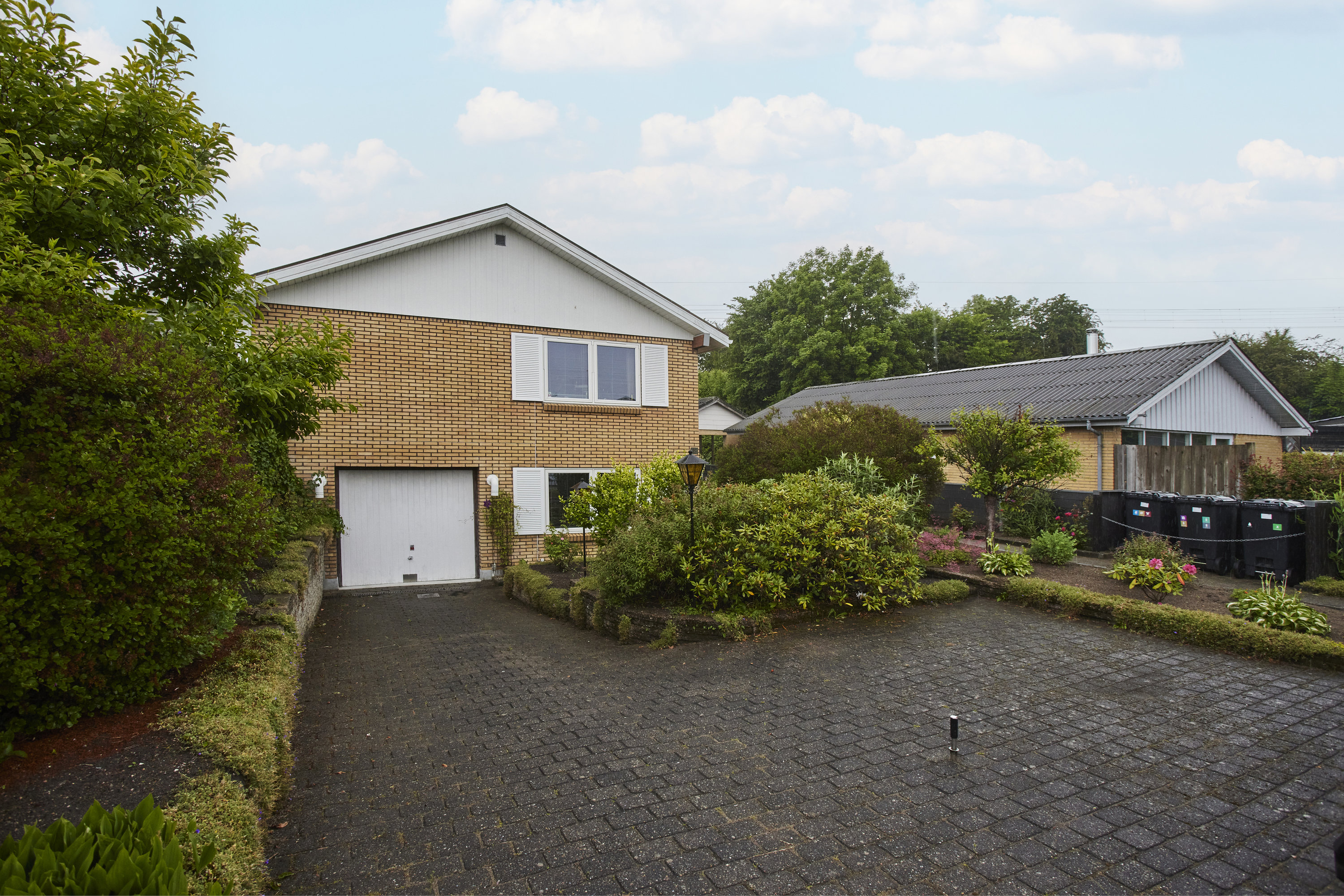 Fremhævet ejendommen billede i fuldskærmstilstand. Billede af Solvænget 12, 8660 Skanderborg