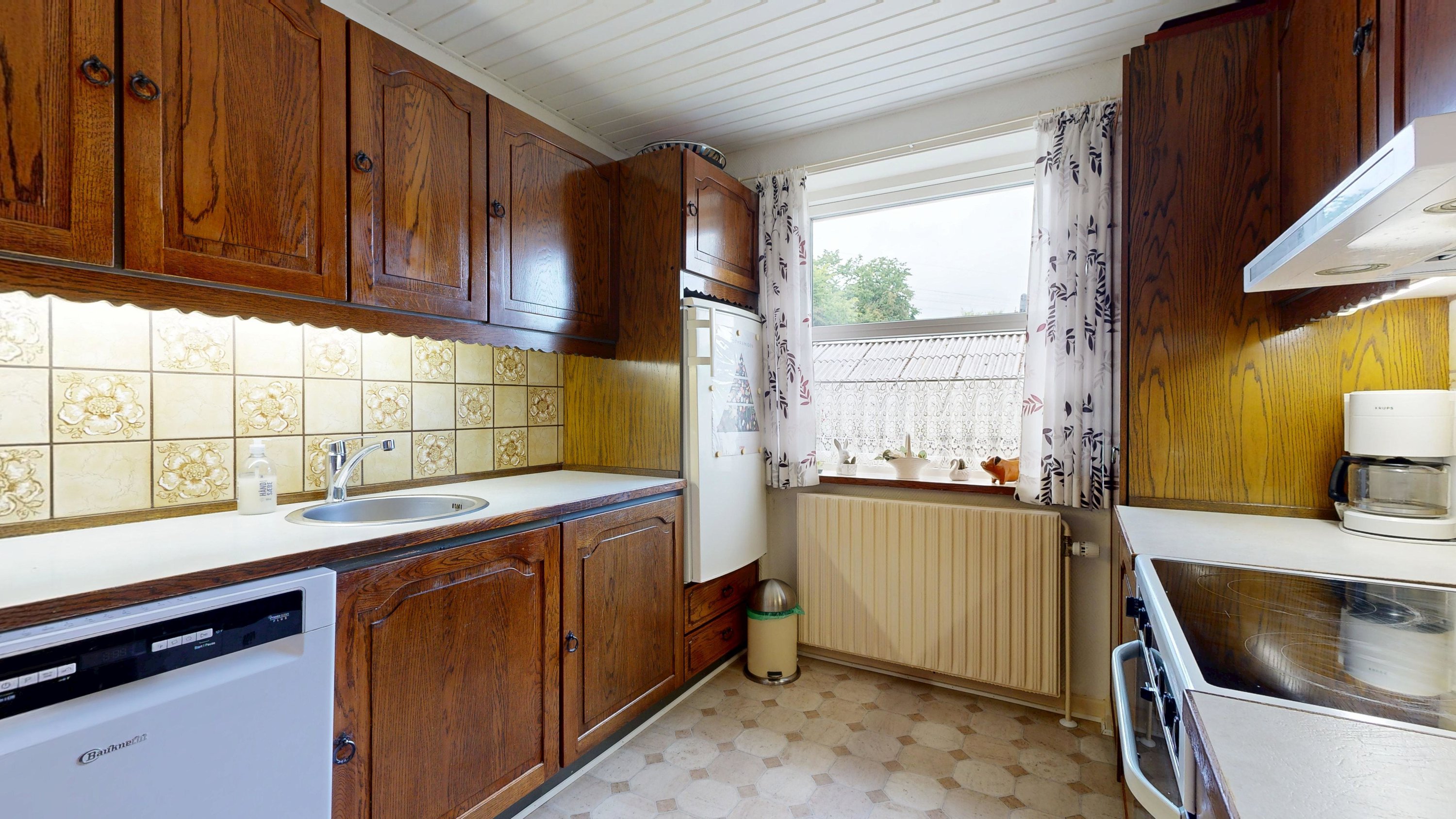 Fremhævet køkken billede i fuldskærmstilstand. Billede af Solvænget 12, 8660 Skanderborg