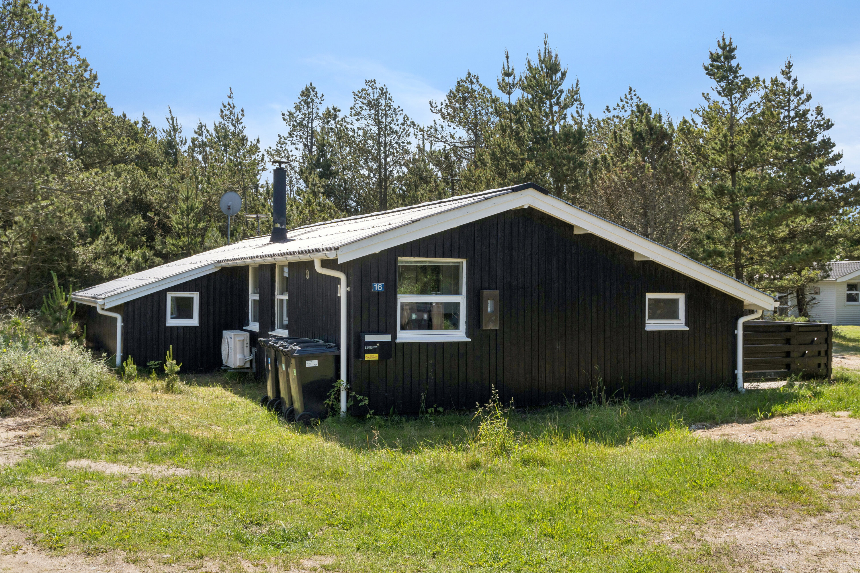 Fremhævet set fra haven billede i fuldskærmstilstand. Billede af Blåmunkevej 16, Vorupør, 7700 Thisted