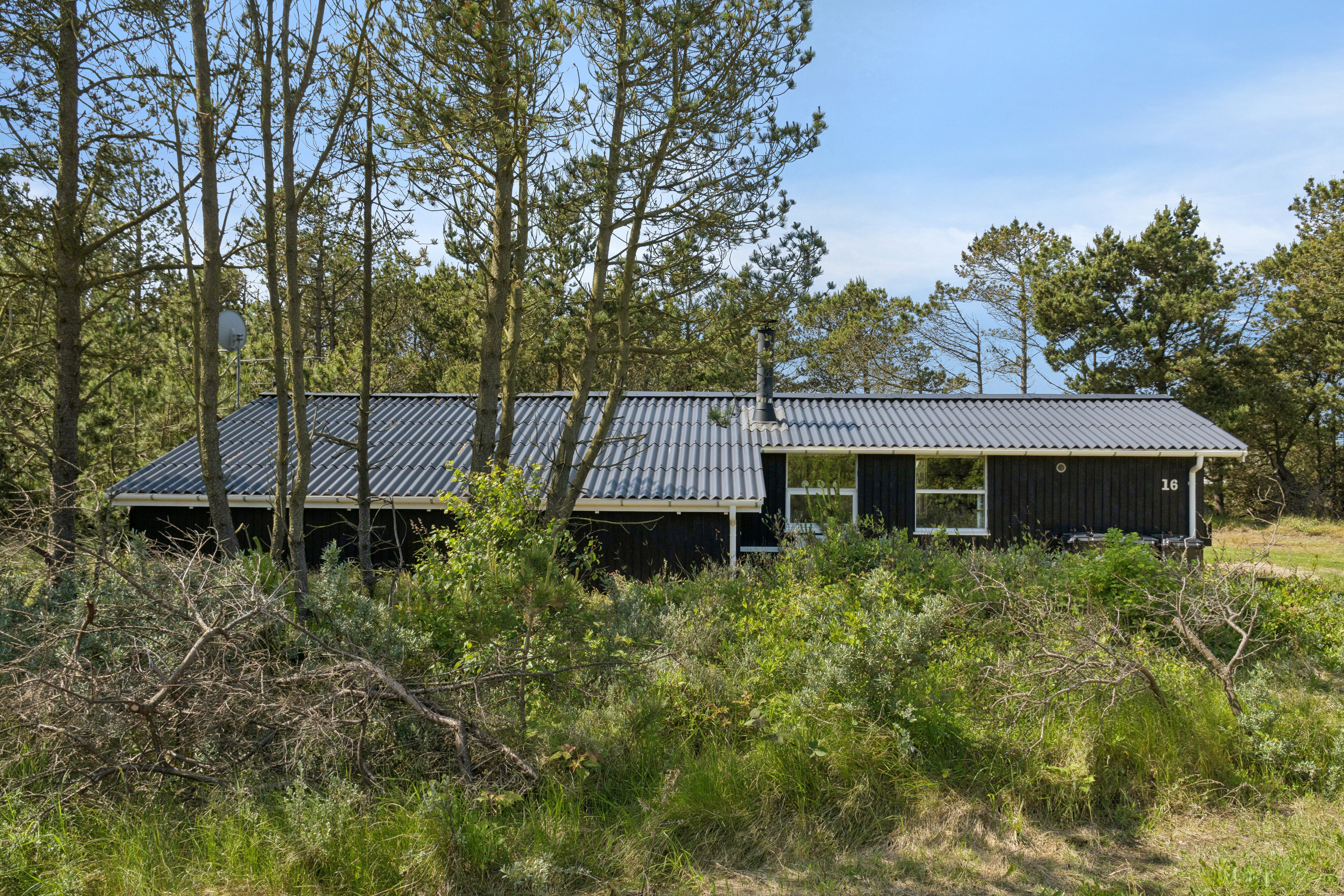 Fremhævet set fra haven billede i fuldskærmstilstand. Billede af Blåmunkevej 16, Vorupør, 7700 Thisted