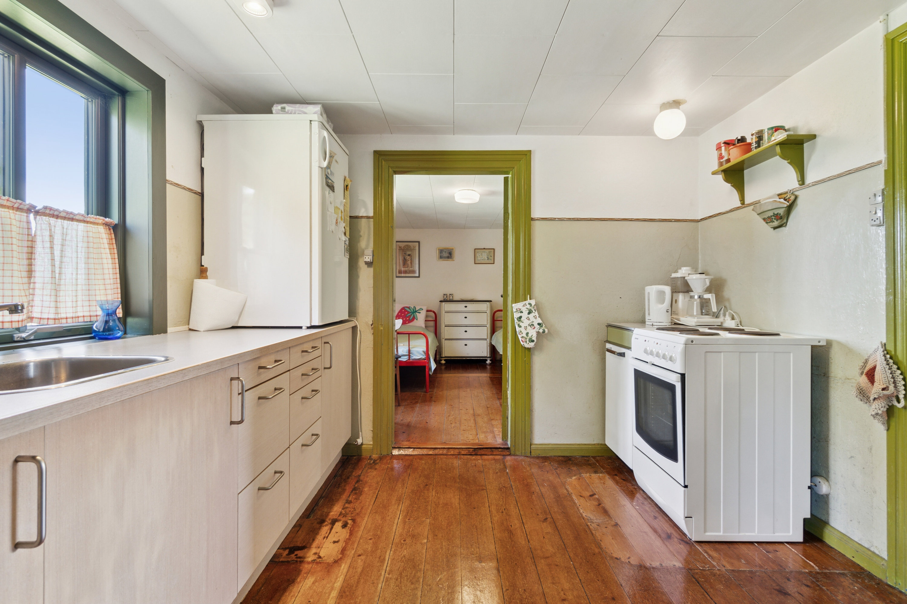 Fremhævet køkken billede i fuldskærmstilstand. Billede af Istrupvej 38, Stenbjerg, 7752 Snedsted