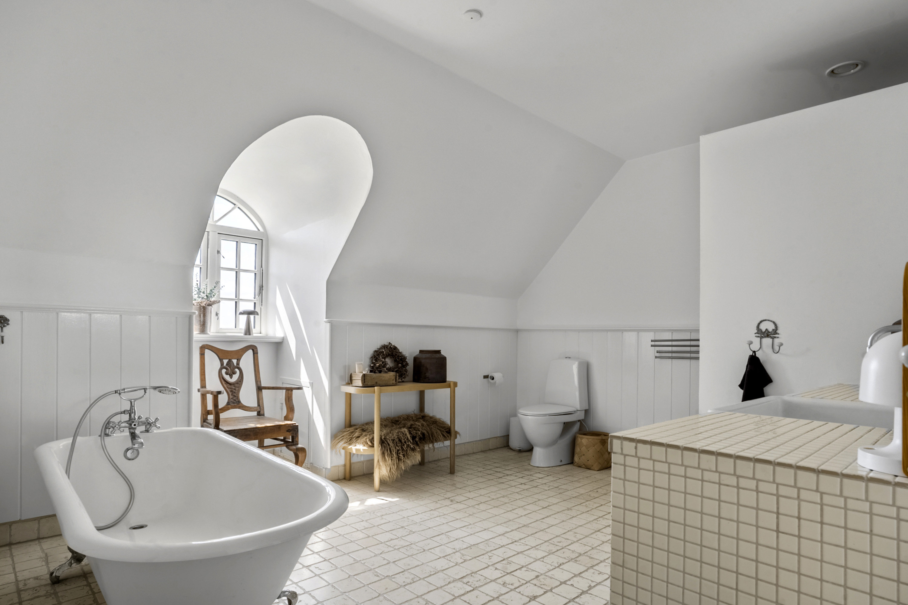 Fremhævet badeværelse billede i fuldskærmstilstand. Billede af Frydendal 15, 6200 Aabenraa