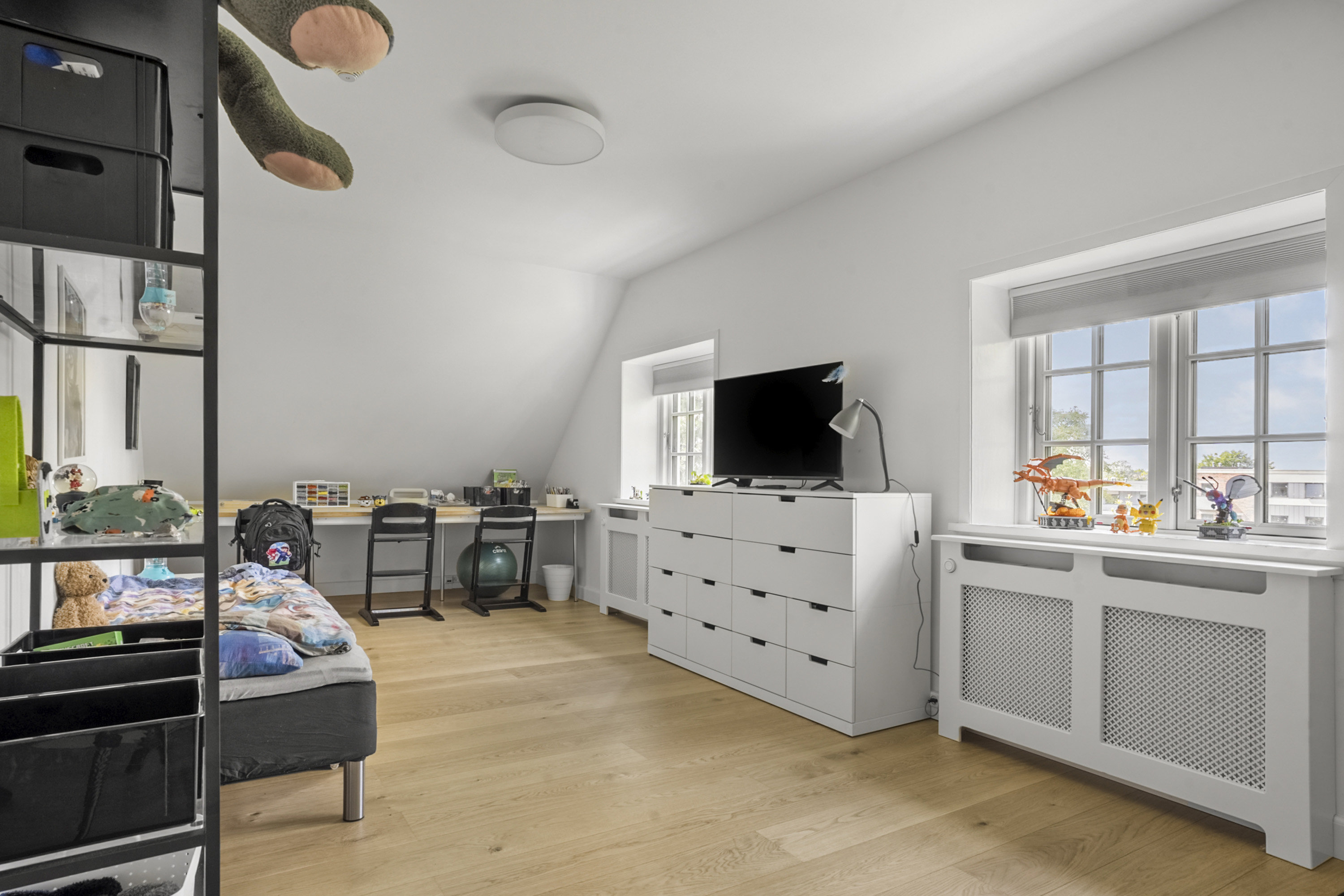 Fremhævet soveværelse billede i fuldskærmstilstand. Billede af Frydendal 15, 6200 Aabenraa