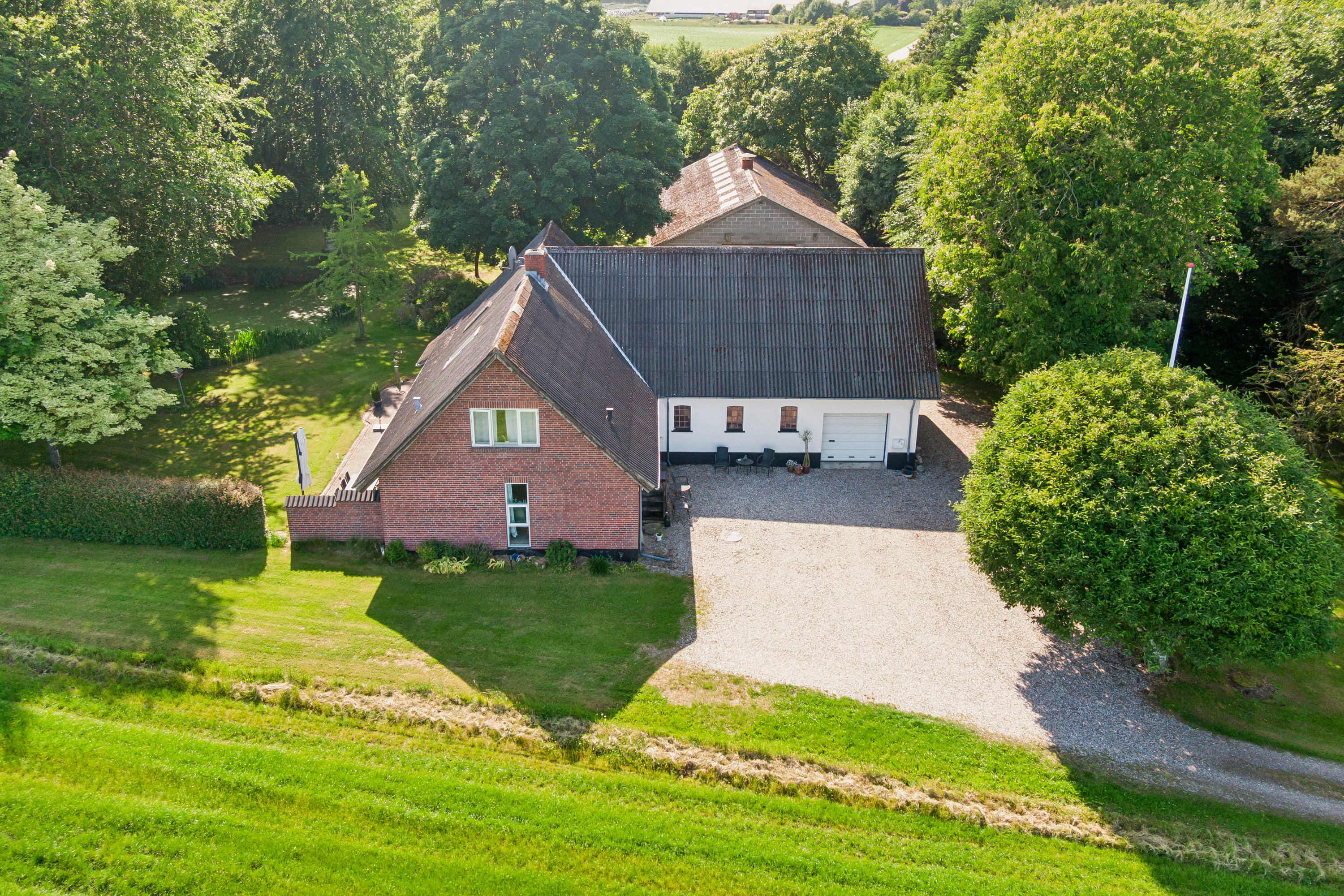 Fremhævet  billede i fuldskærmstilstand. Billede af Frederiksbergvej 63, 8983 Gjerlev J