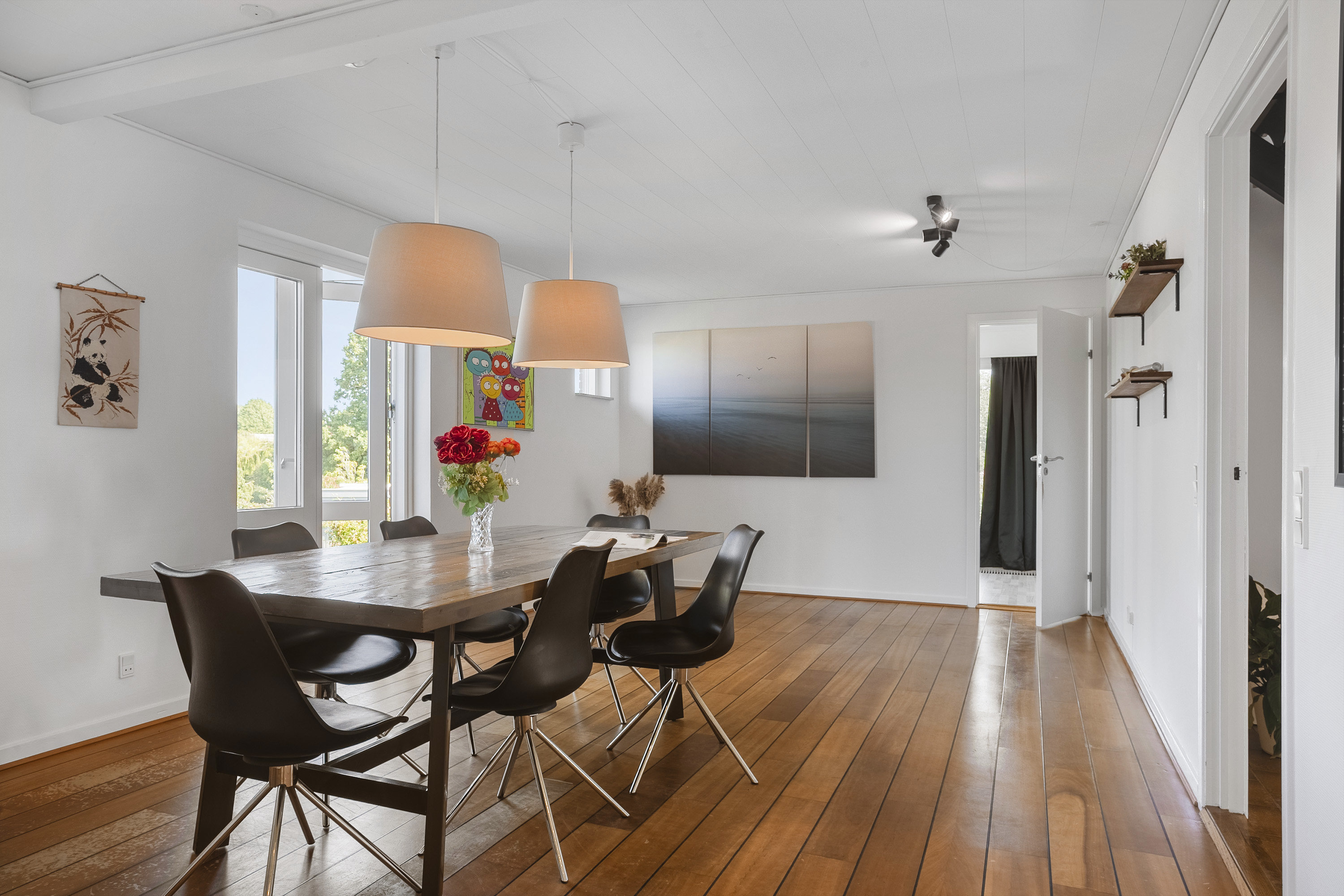 Fremhævet spisestue billede i fuldskærmstilstand. Billede af Nederbyvænget 136, Aastrup, 6100 Haderslev