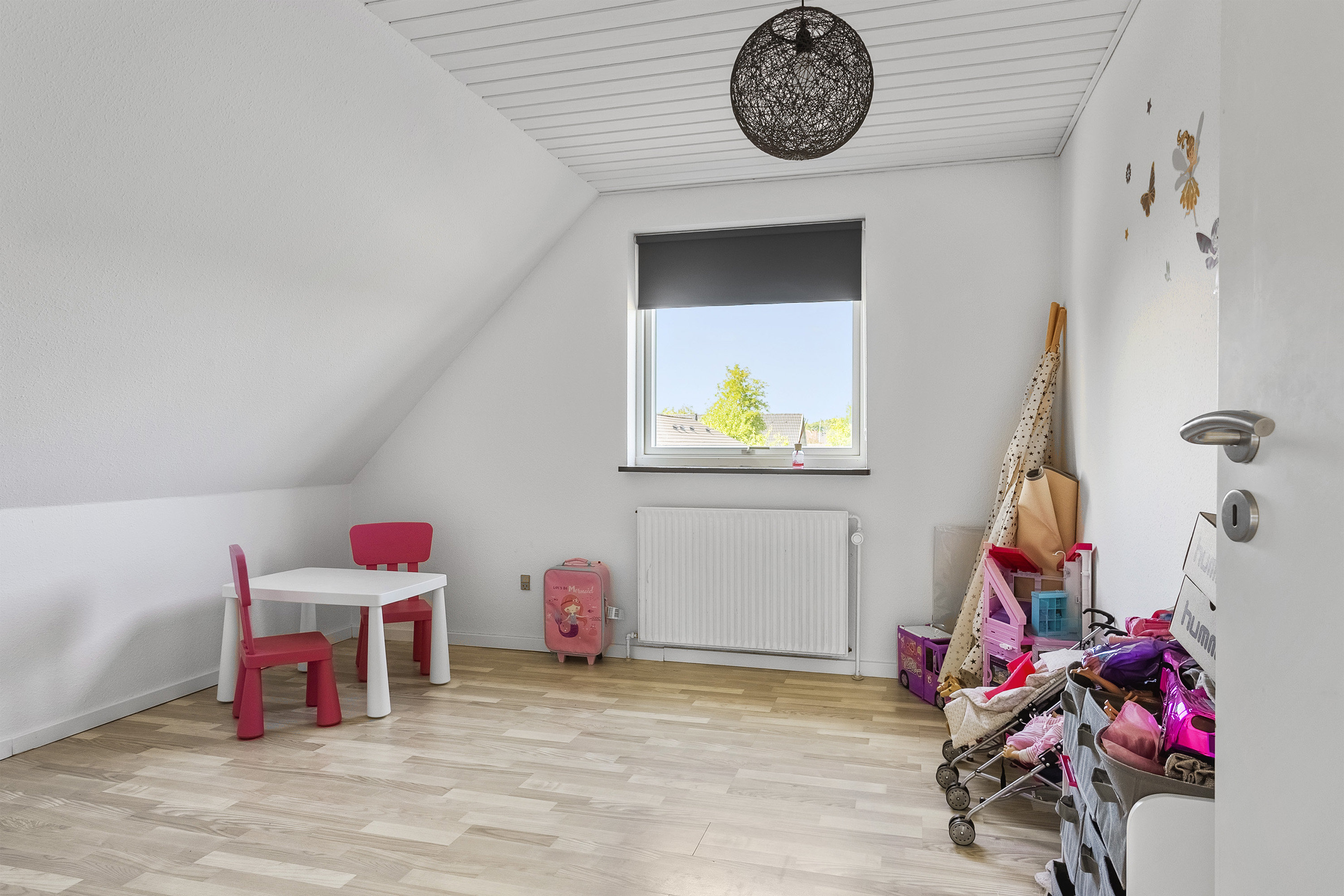 Fremhævet værelse billede i fuldskærmstilstand. Billede af Nederbyvænget 136, Aastrup, 6100 Haderslev