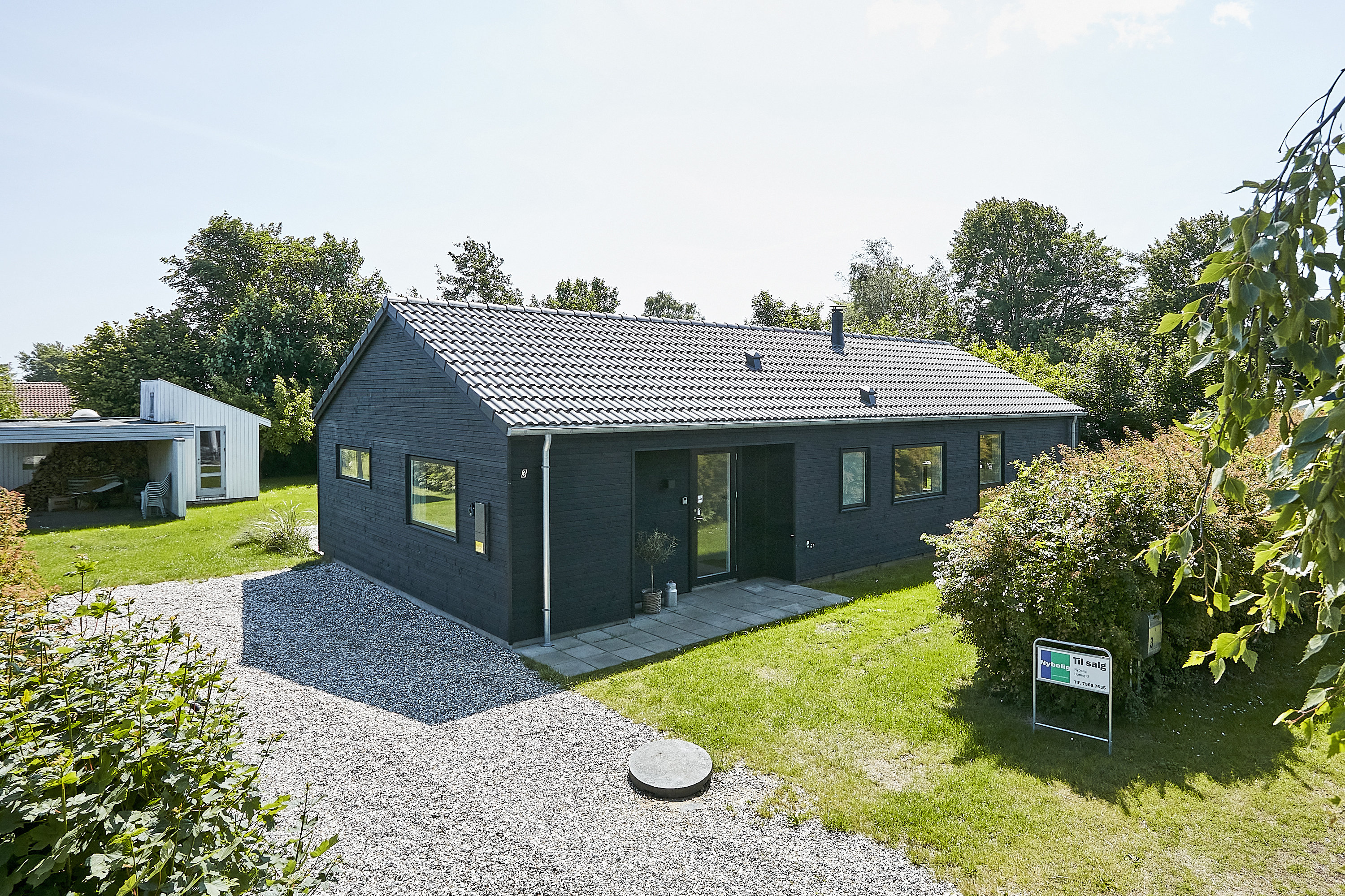 Fremhævet  billede i fuldskærmstilstand. Billede af Æblehaven 3, 7130 Juelsminde