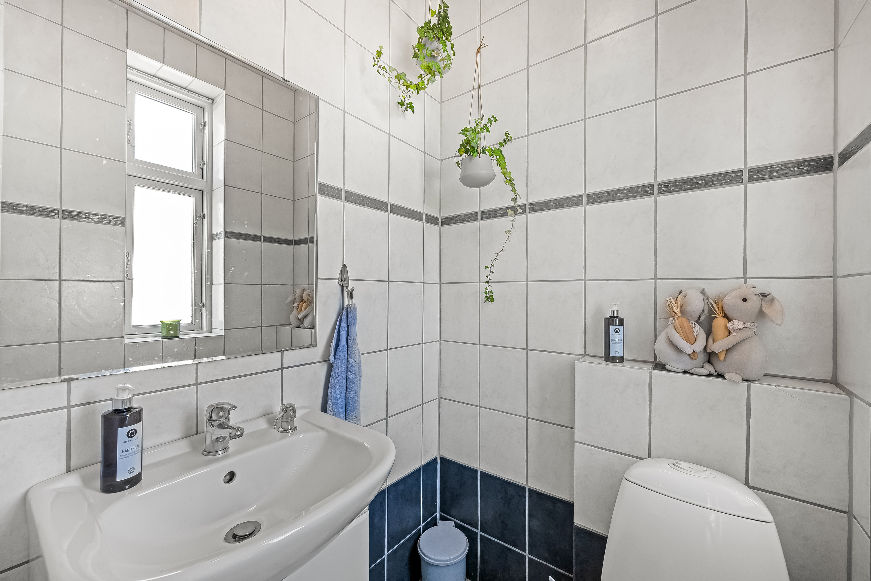 Fremhævet badeværelse billede i fuldskærmstilstand. Billede af Østergade 51, 6900 Skjern