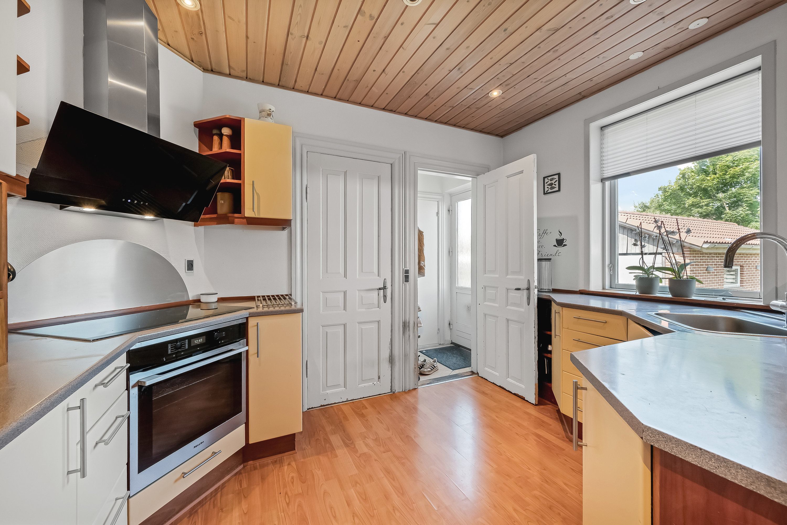 Fremhævet køkken billede i fuldskærmstilstand. Billede af Østergade 51, 6900 Skjern