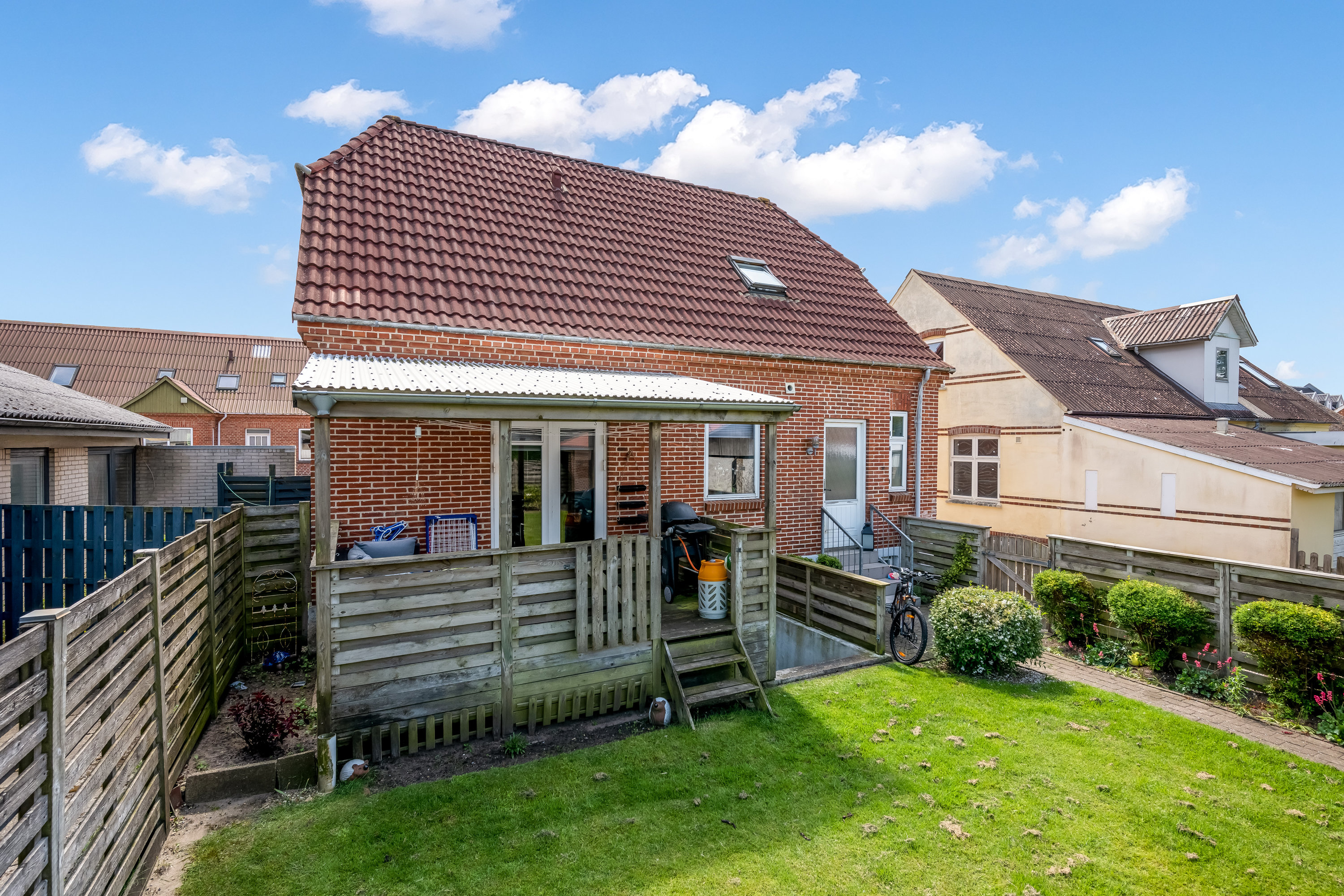 Fremhævet facade billede i fuldskærmstilstand. Billede af Østergade 51, 6900 Skjern