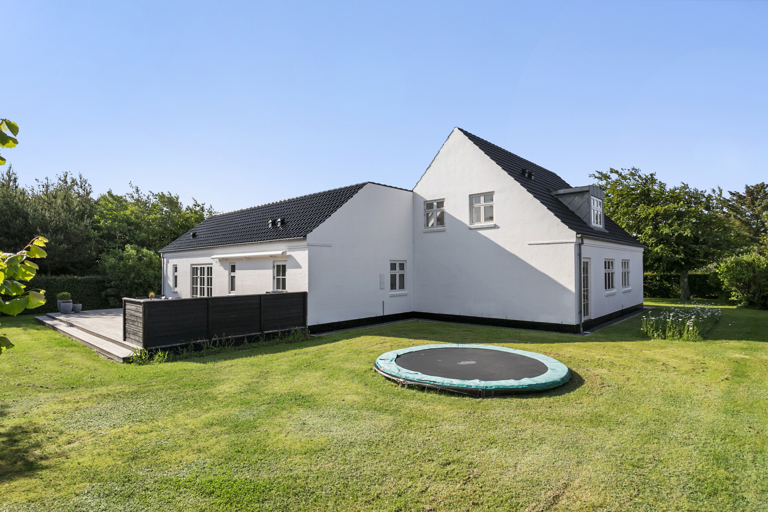 Fremhævet  billede i fuldskærmstilstand. Billede af Lille Thirupvej 1, 9800 Hjørring