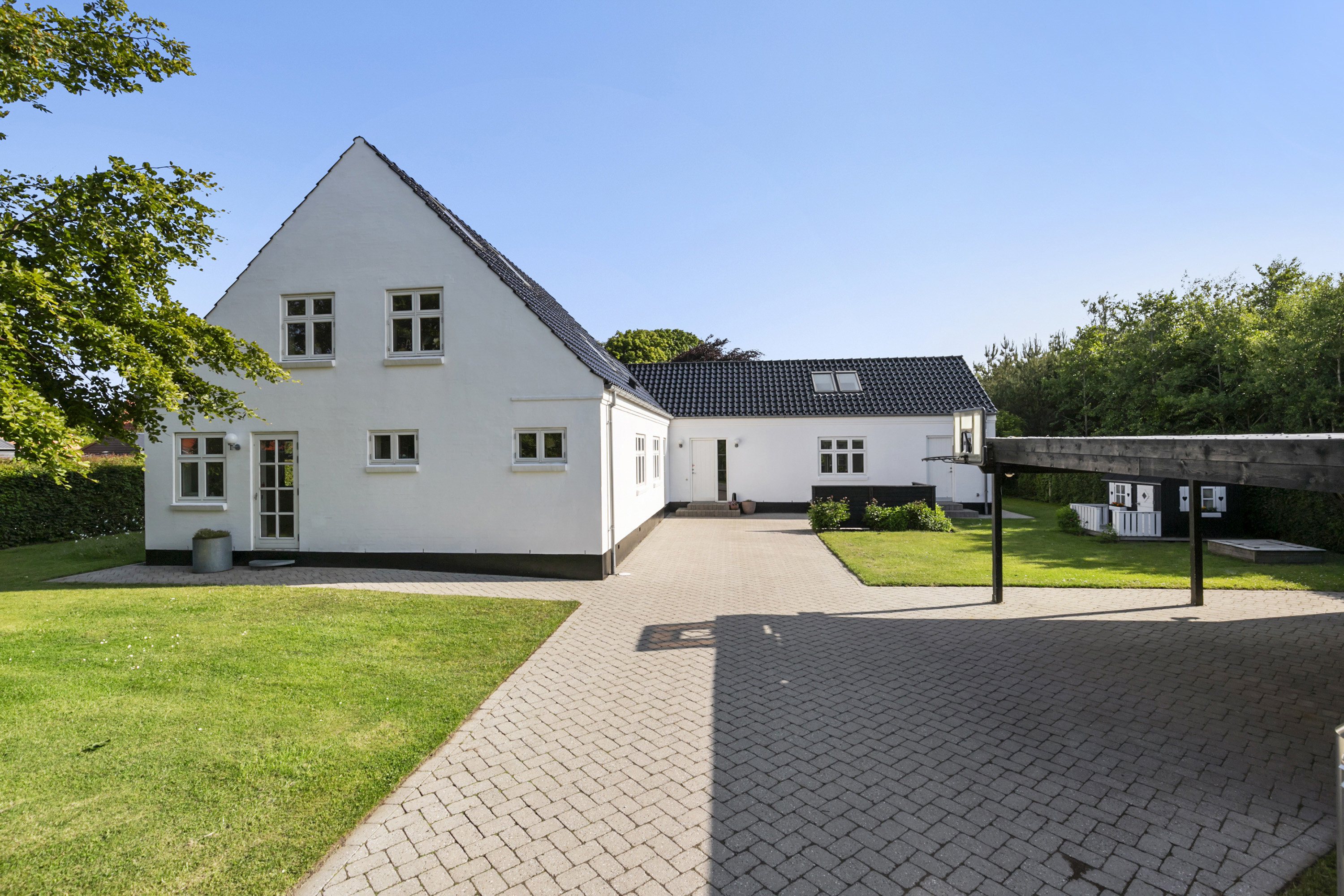 Miniaturebillede 1: . Billede af Lille Thirupvej 1, 9800 Hjørring