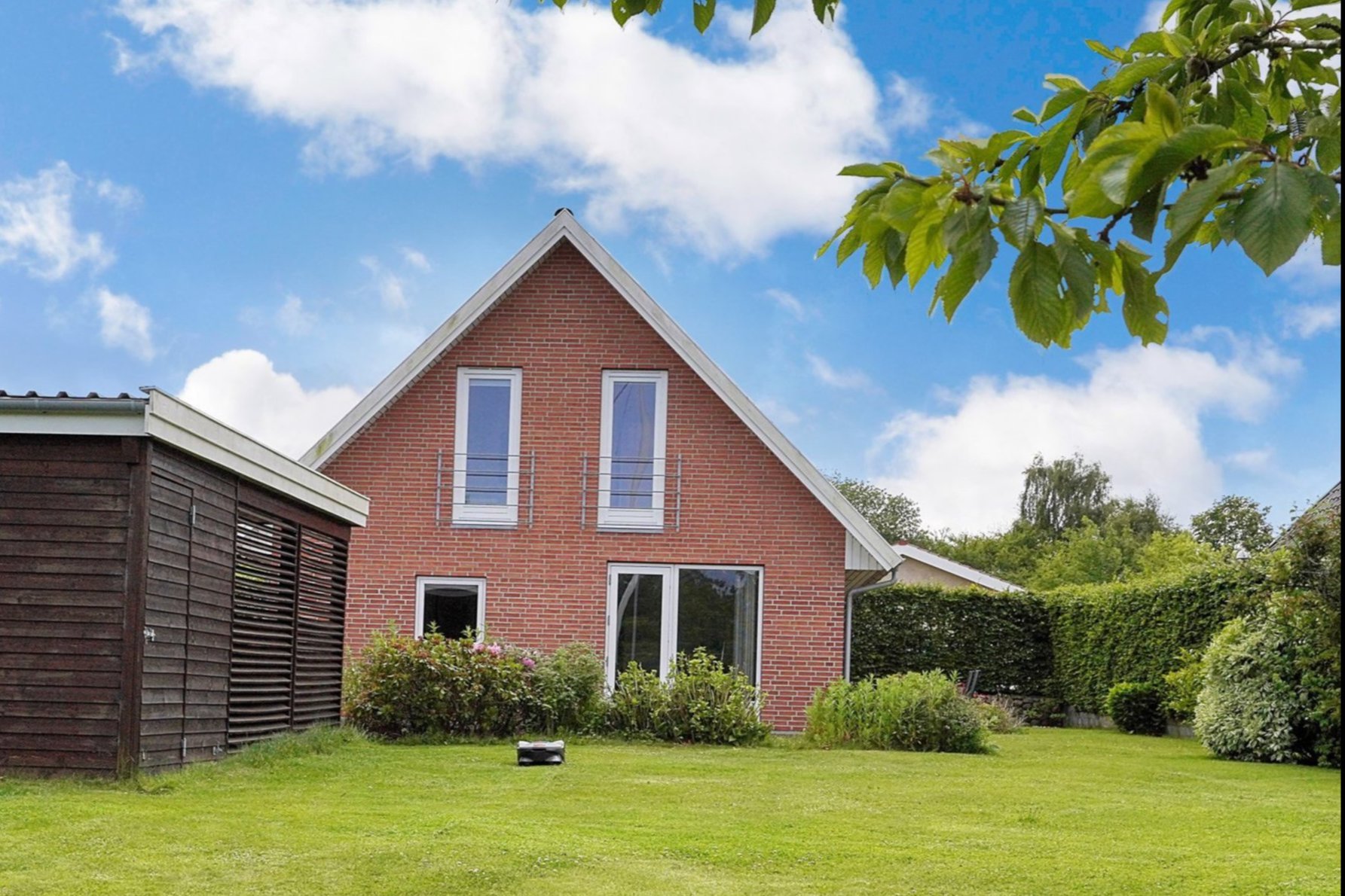 Fremhævet have billede i fuldskærmstilstand. Billede af Breddam 21, 3230 Græsted