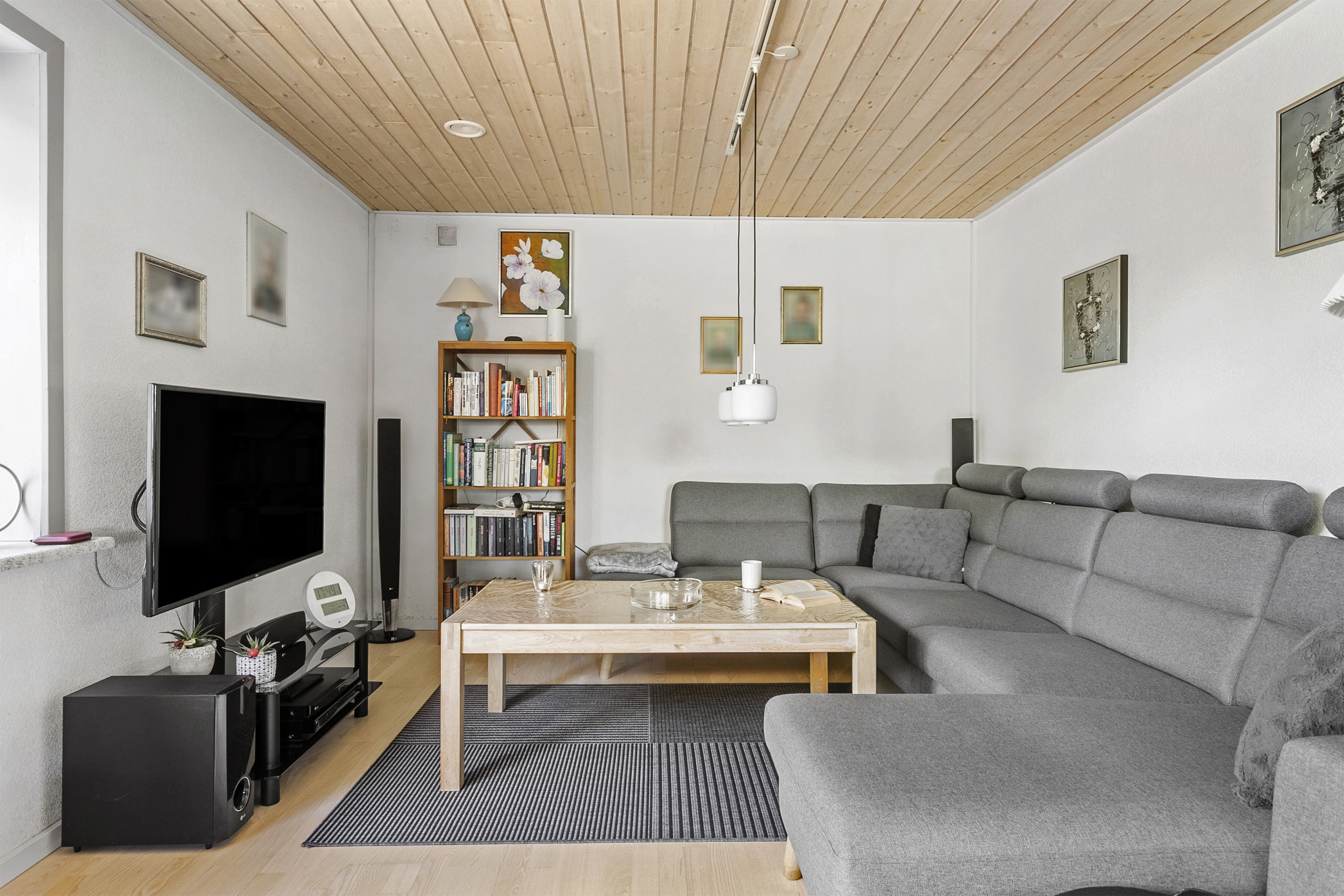 Fremhævet stue billede i fuldskærmstilstand. Billede af Vestermarksvej 1A, Kliplev, 6200 Aabenraa