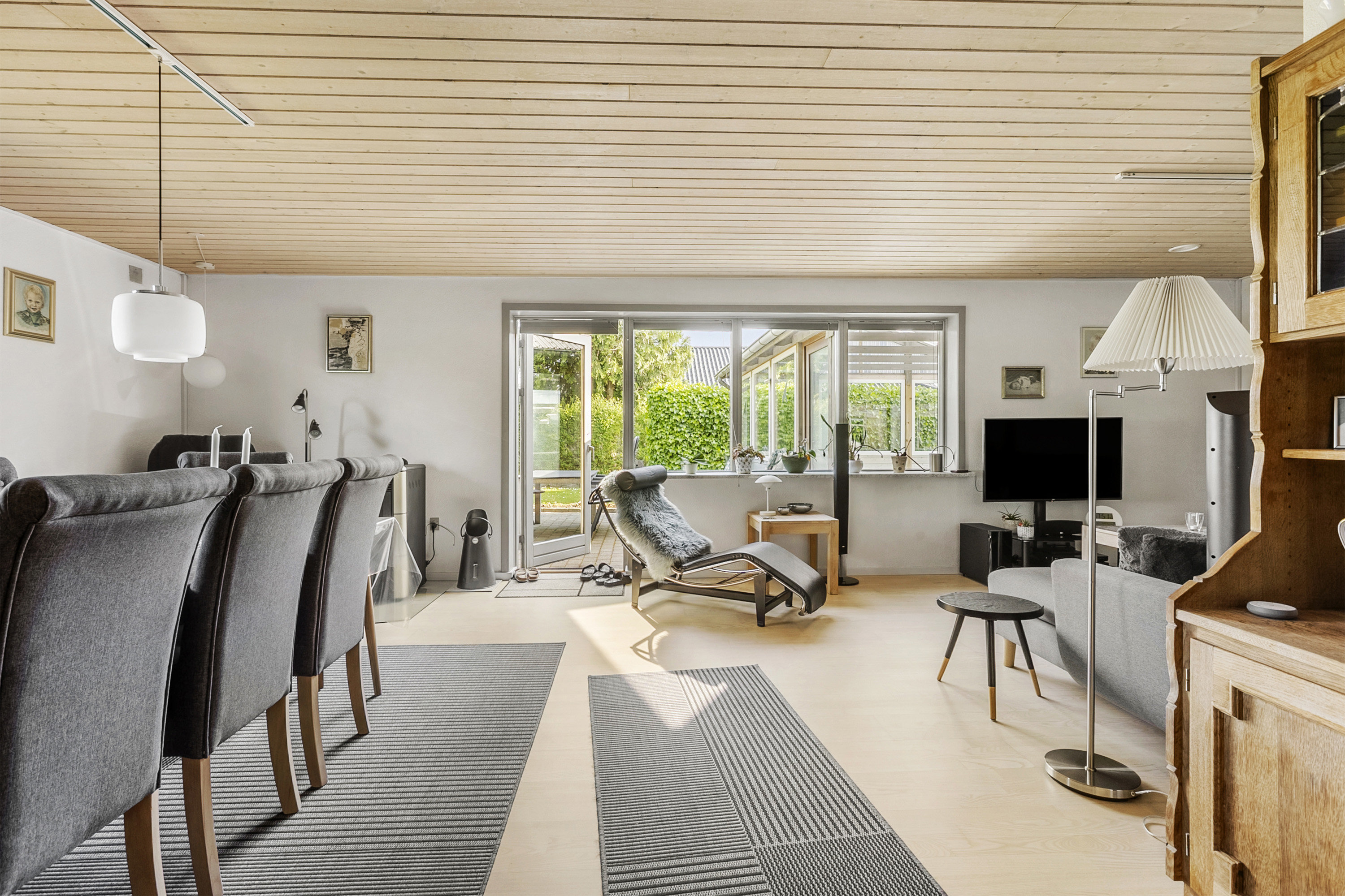 Fremhævet stue billede i fuldskærmstilstand. Billede af Vestermarksvej 1A, Kliplev, 6200 Aabenraa