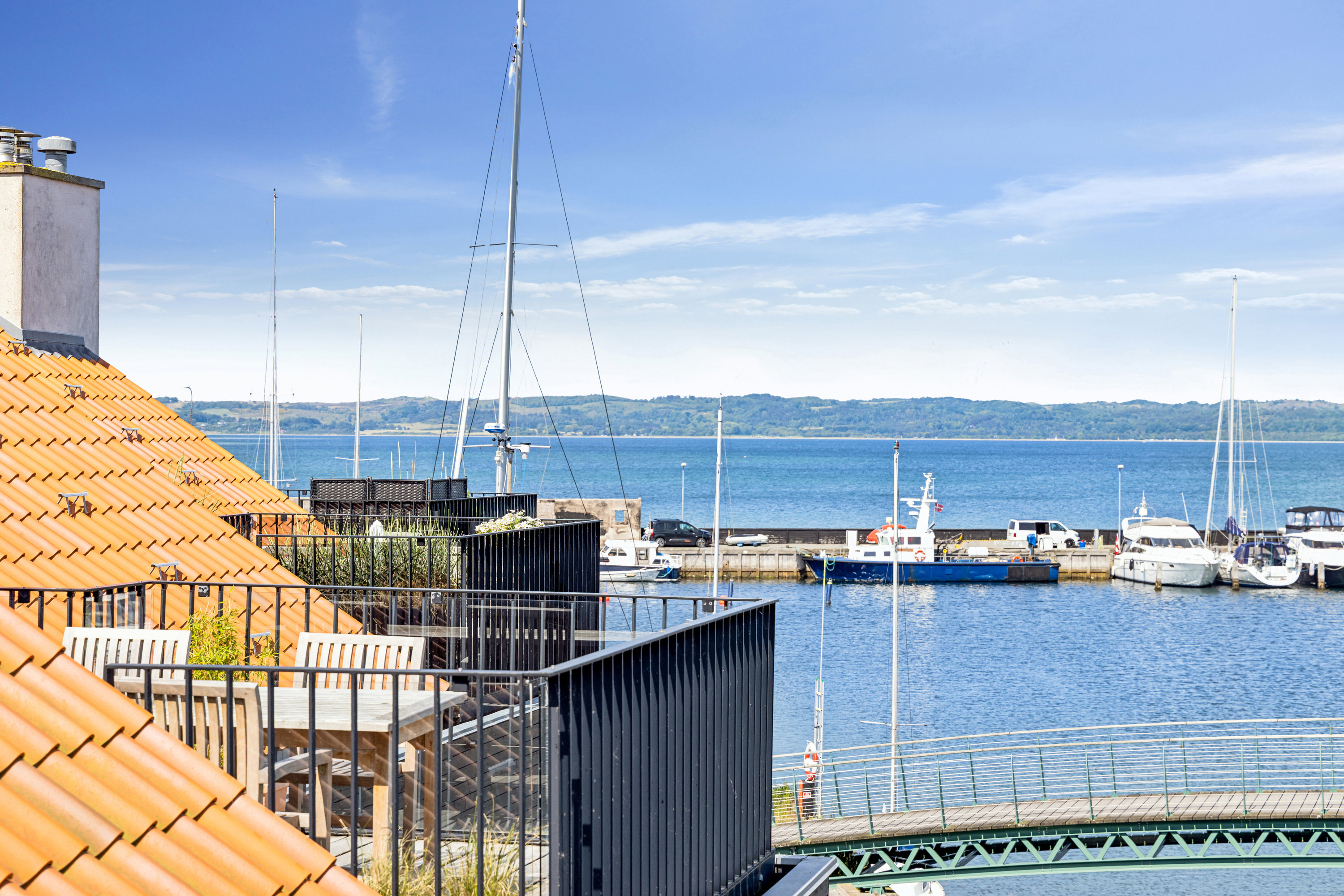 Fremhævet udsigt billede i fuldskærmstilstand. Billede af Havnevej 8E, 1., 8400 Ebeltoft